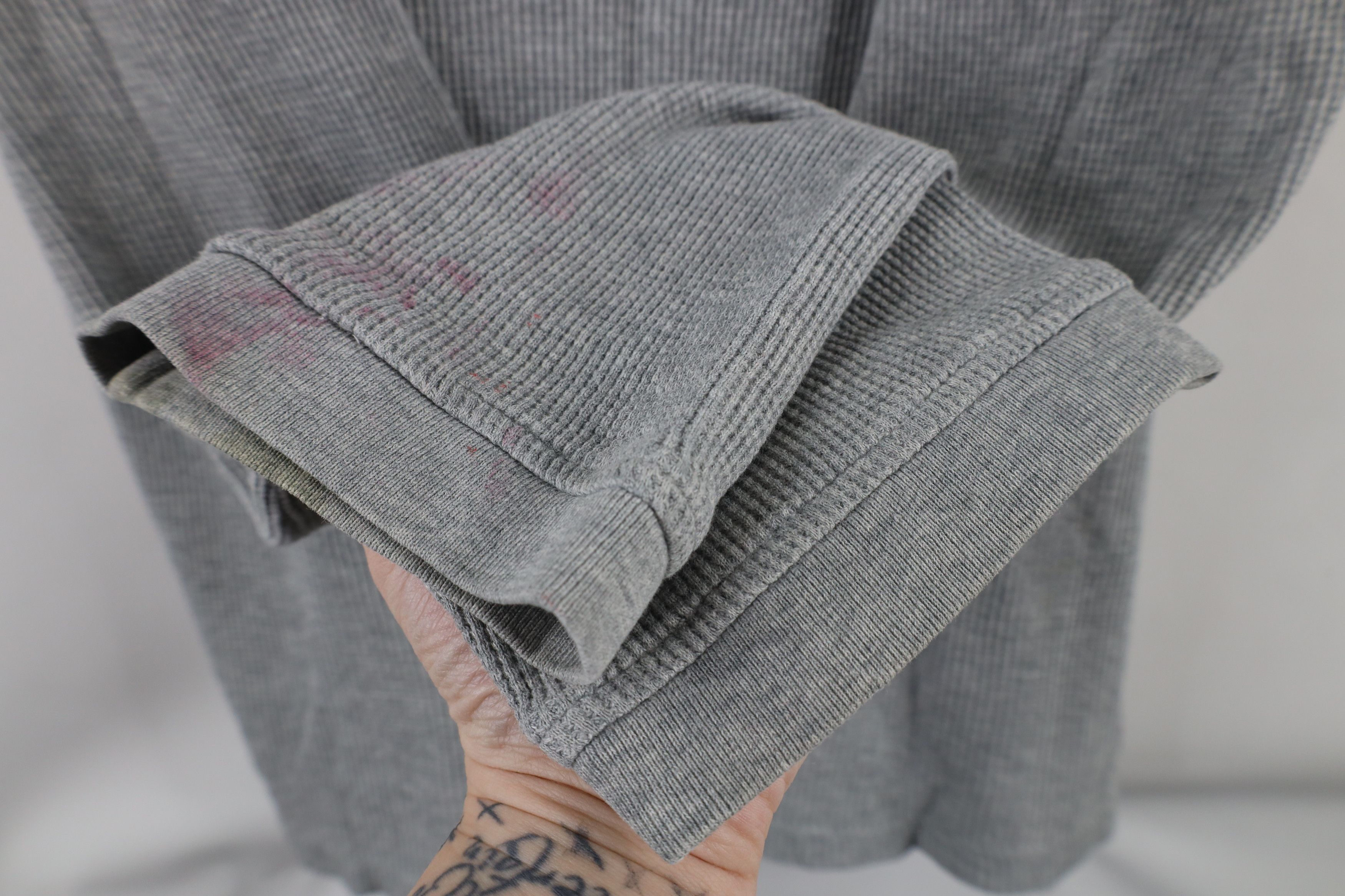 Tommy Hilfiger × Vintage Vintage 90s Tommy Hilfiger Thermal Waffle Knit T-Shirt Gray Size US XXL / EU 58 / 5 - 9 Thumbnail