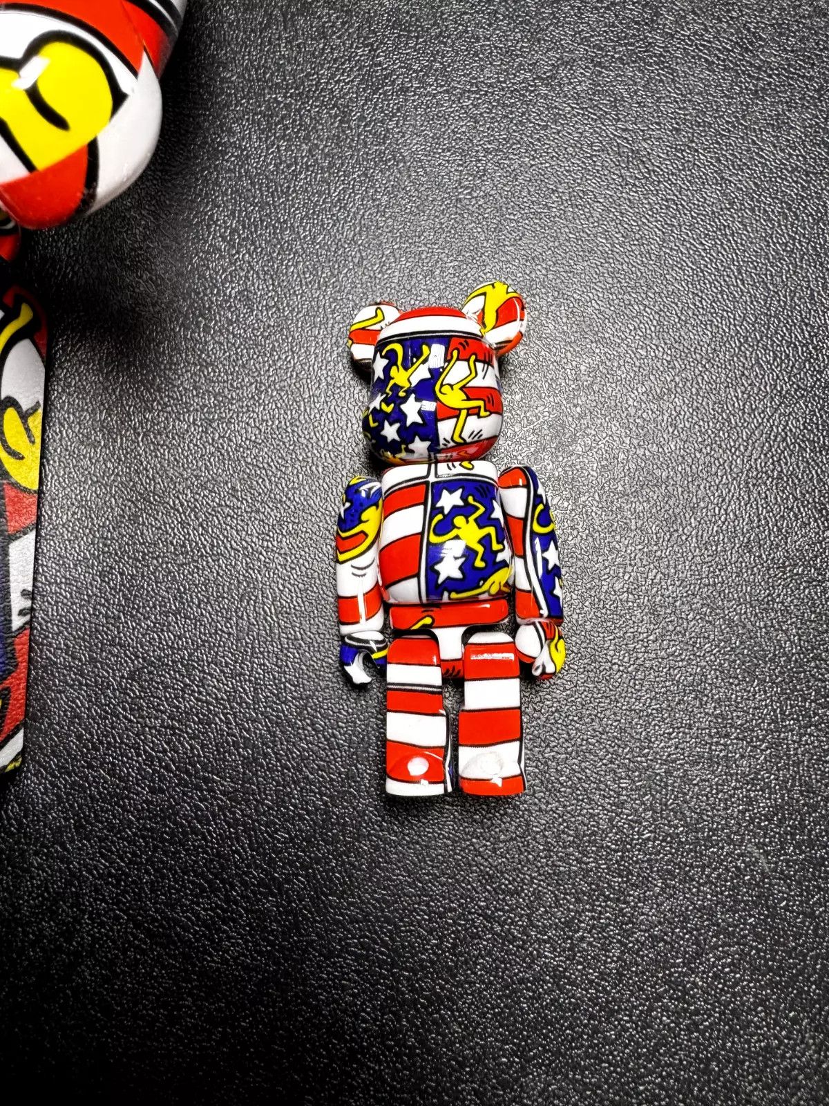 Medicom Toy Keith Haring American Flag Bearbrick DesignerCon 400% Set Size ONE SIZE - 6 Thumbnail