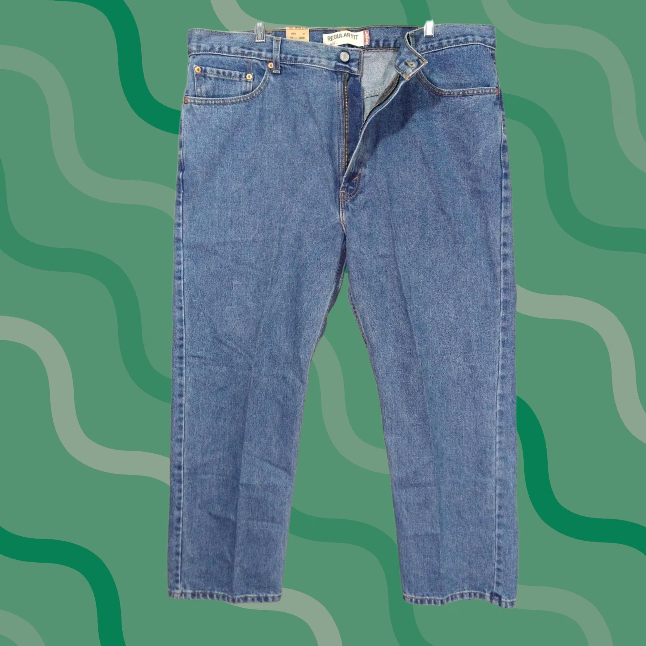 Levi's VINTAGE Levi's 505 Jeans Mens 42x30 Blue Denim Straight Leg Regular Fit Y2K Boys Mens Size US 42 / EU 58 - 1 Thumbnail