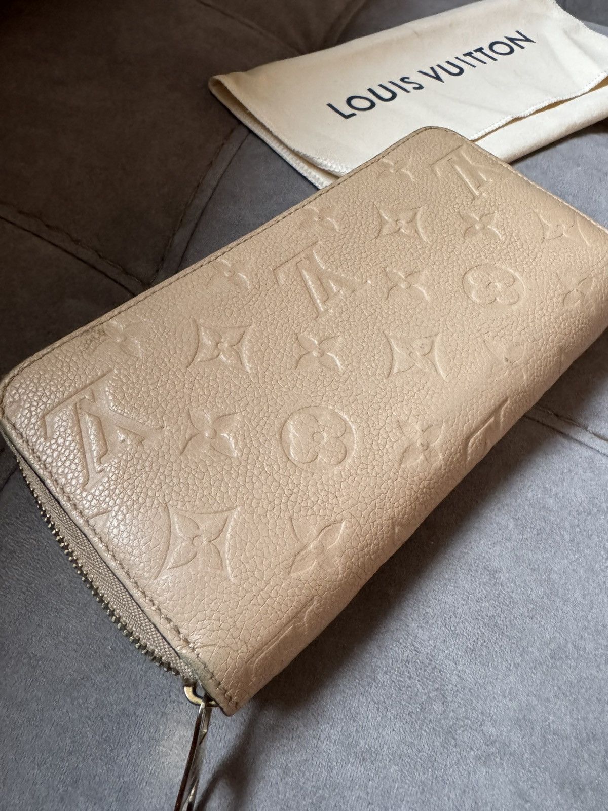Louis Vuitton LOUIS VUITTON zip wallet purse pouch study all photos & desc Size ONE SIZE - 23 Thumbnail