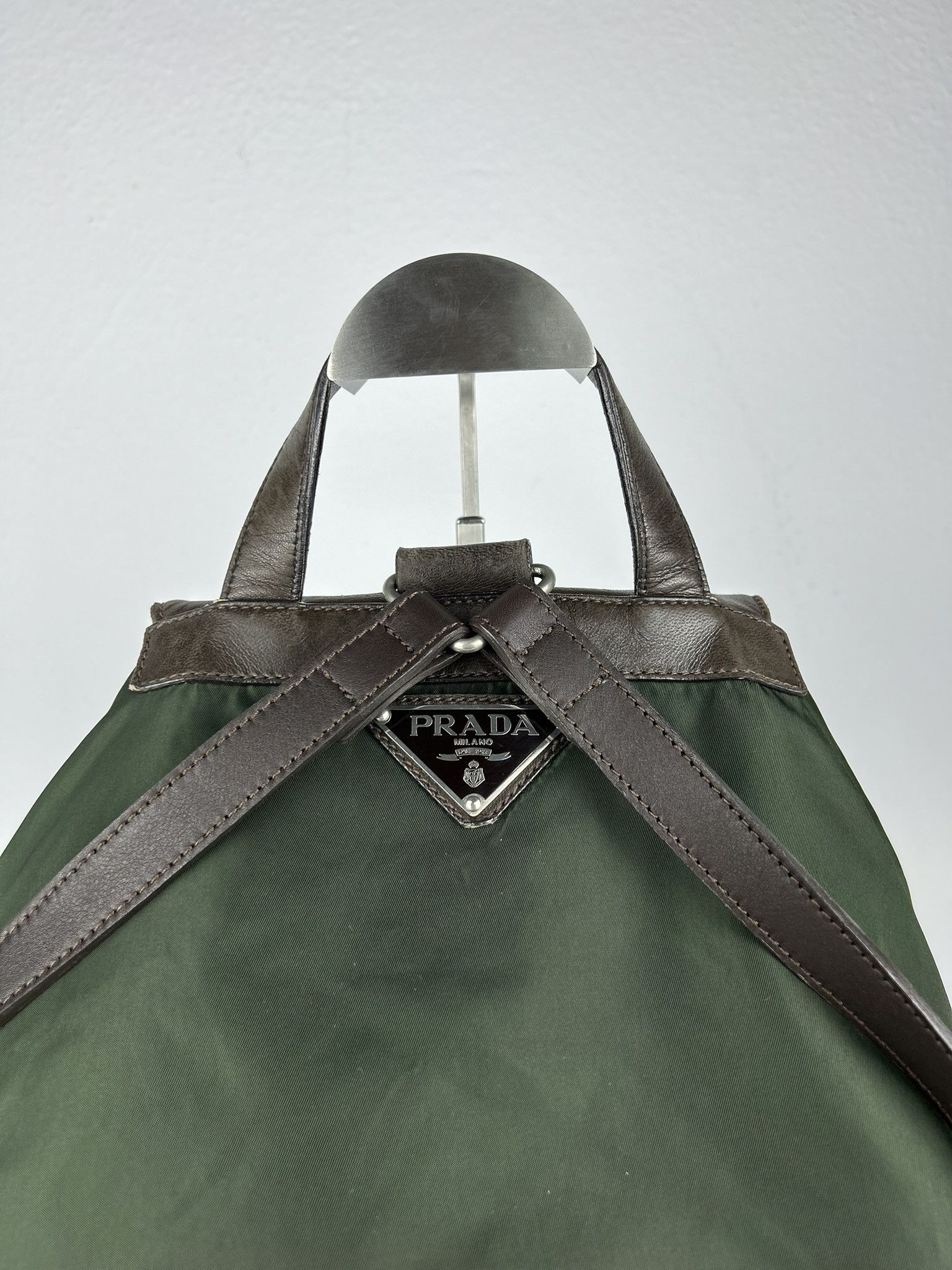 Prada Vintage Prada nylon and leather triangle logo cargo backpack Size ONE SIZE - 16 Thumbnail