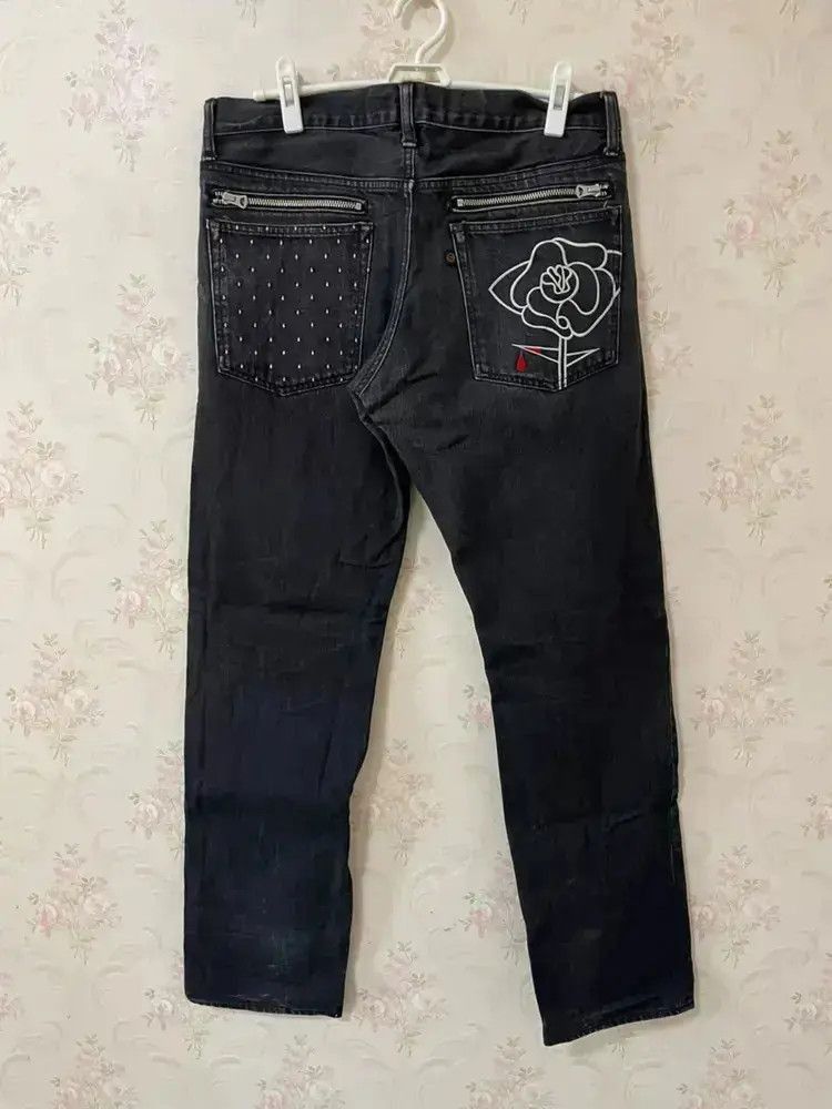 Undercover Sz 2 Undercover 07SS Back Pocket Rose Stitches Denim Size US 30 / EU 46 - 1 Thumbnail