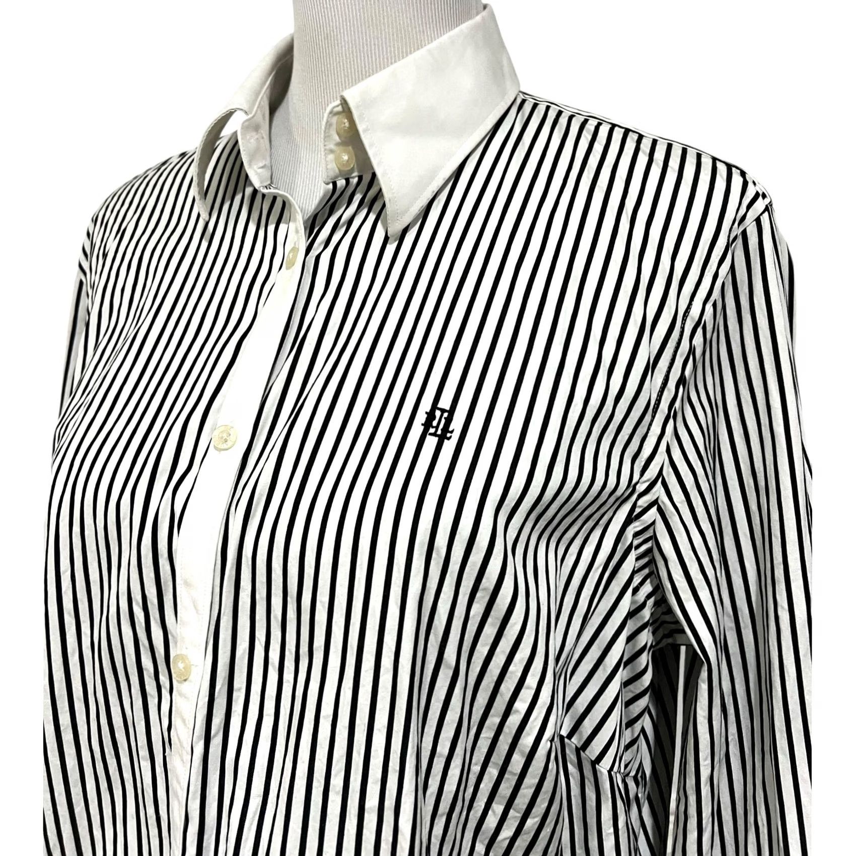 Ralph Lauren VINTAGE Lauren Ralph Lauren Striped Button-Up Top Long Sleeve Black White 1X Women Shirt Cardigan? Size XL / US 12-14 / IT 48-50 - 4 Thumbnail