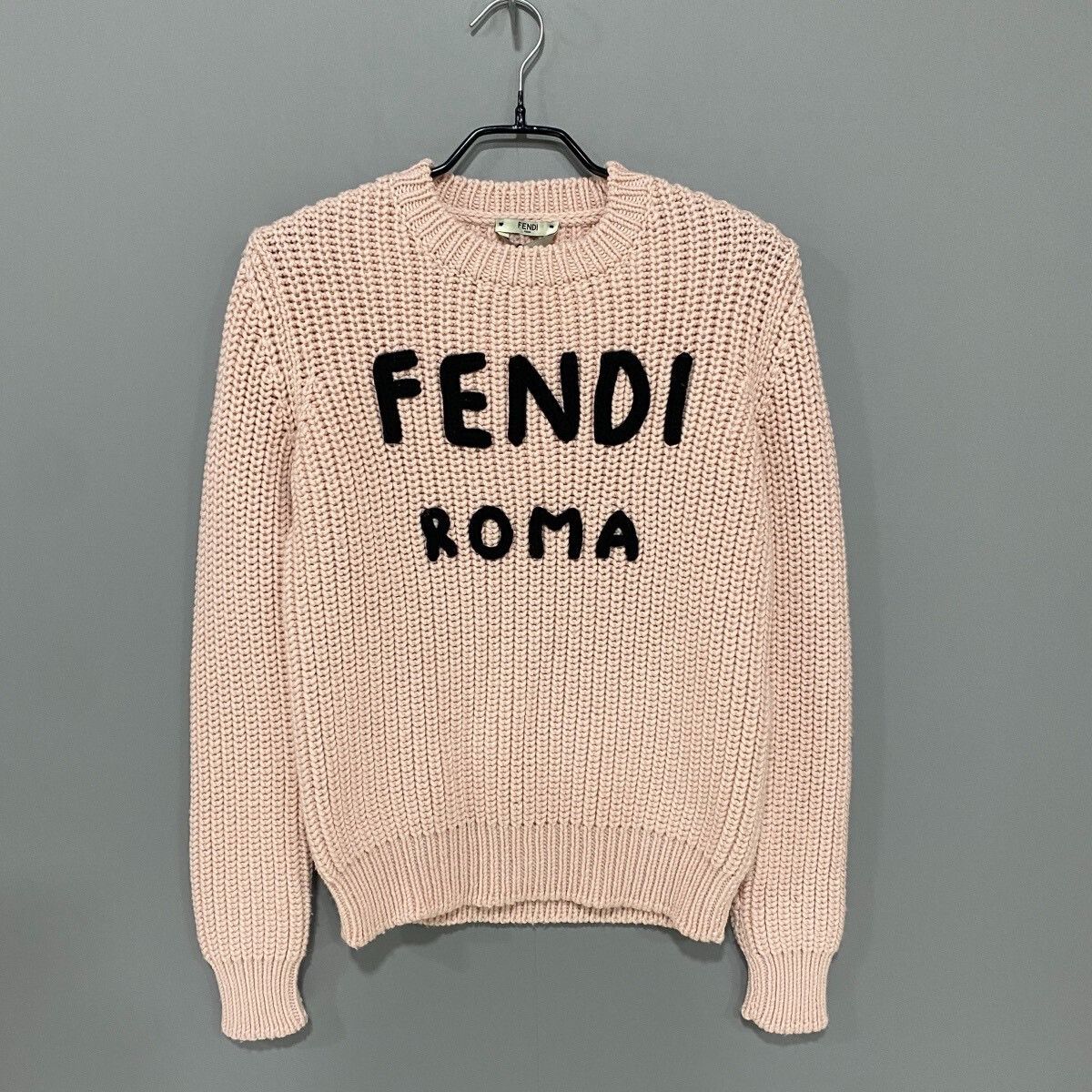 Fendi FENDI Roma Logo Wool Sweater Size S / US 4 / IT 40 - 1 Thumbnail