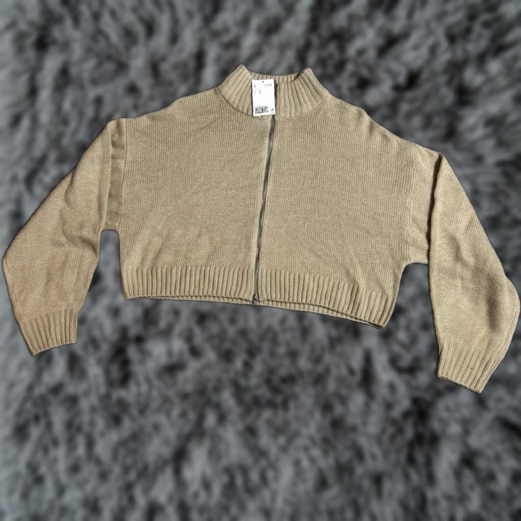 H&M H&M Divided Sweater Womens M Cropped Full Zip Mock Neck Streetwear Preppy Casual City日韩? Size M / US 6-8 / IT 42-44 - 1 Thumbnail