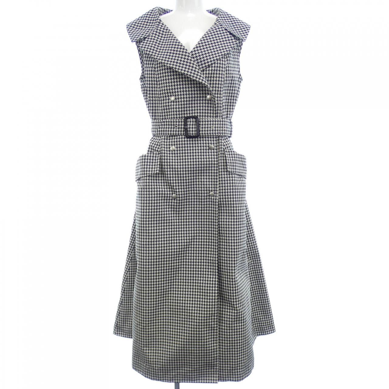 Dior Christian Dior 027G29A2856 Long Vest Others Tops 027G29A2856 DUTY FREE for USA