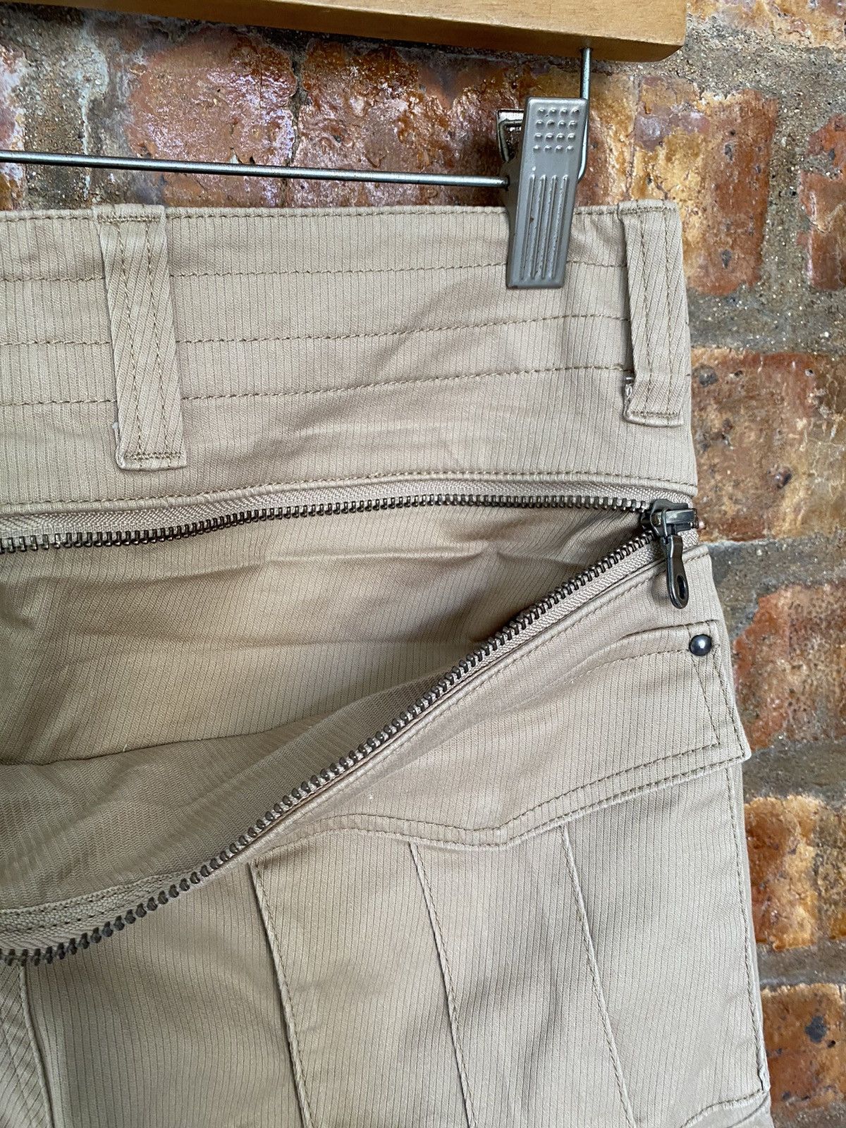 PPFM 2000s Boycott Japan Back Zipper like herringbone cargos Size US 29 - 7 Thumbnail