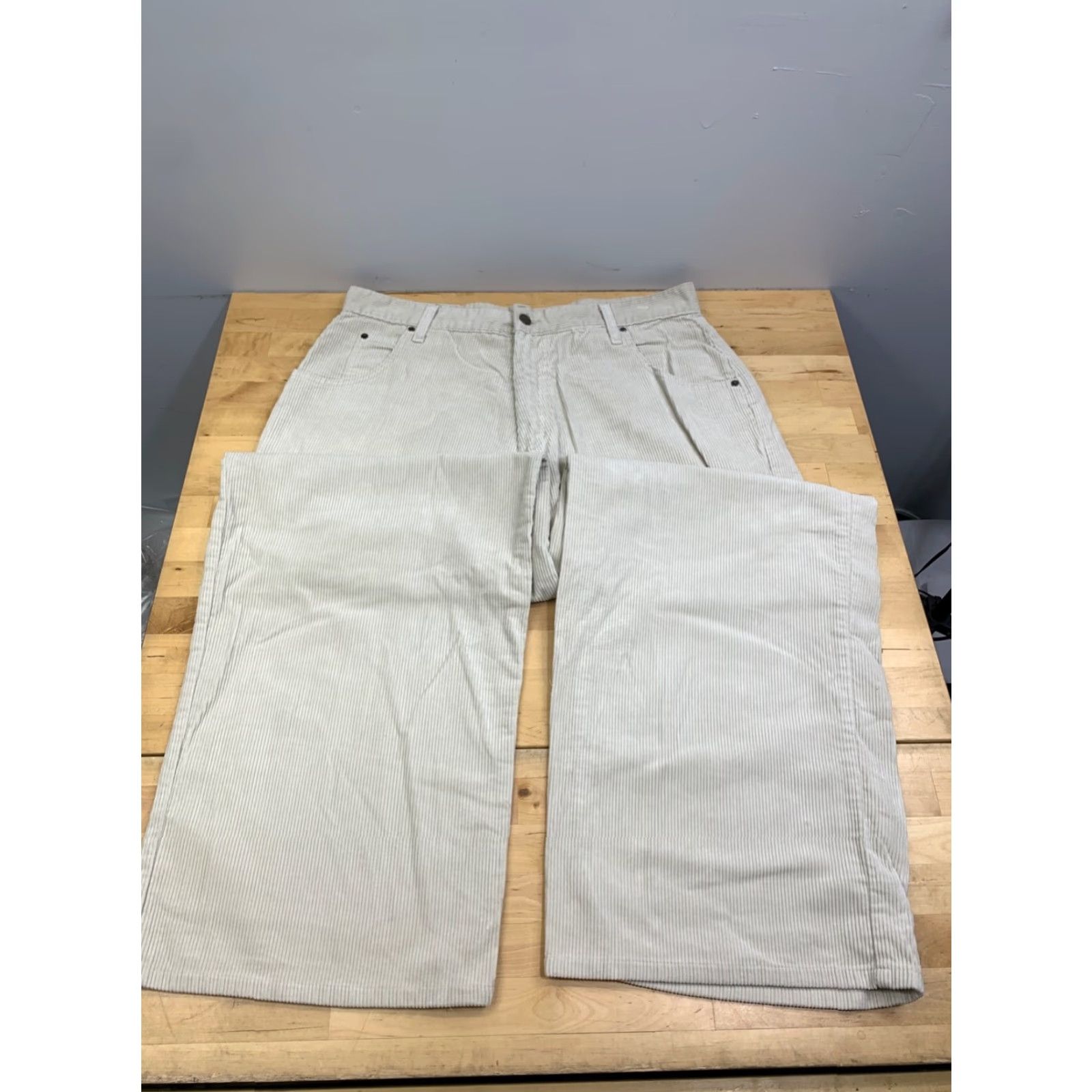 Vintage VINTAGE Solo Corduroy Pants Men 38 Light Beige 90s USA Wide Leg 13038 Size US 38 / EU 54 - 3 Thumbnail