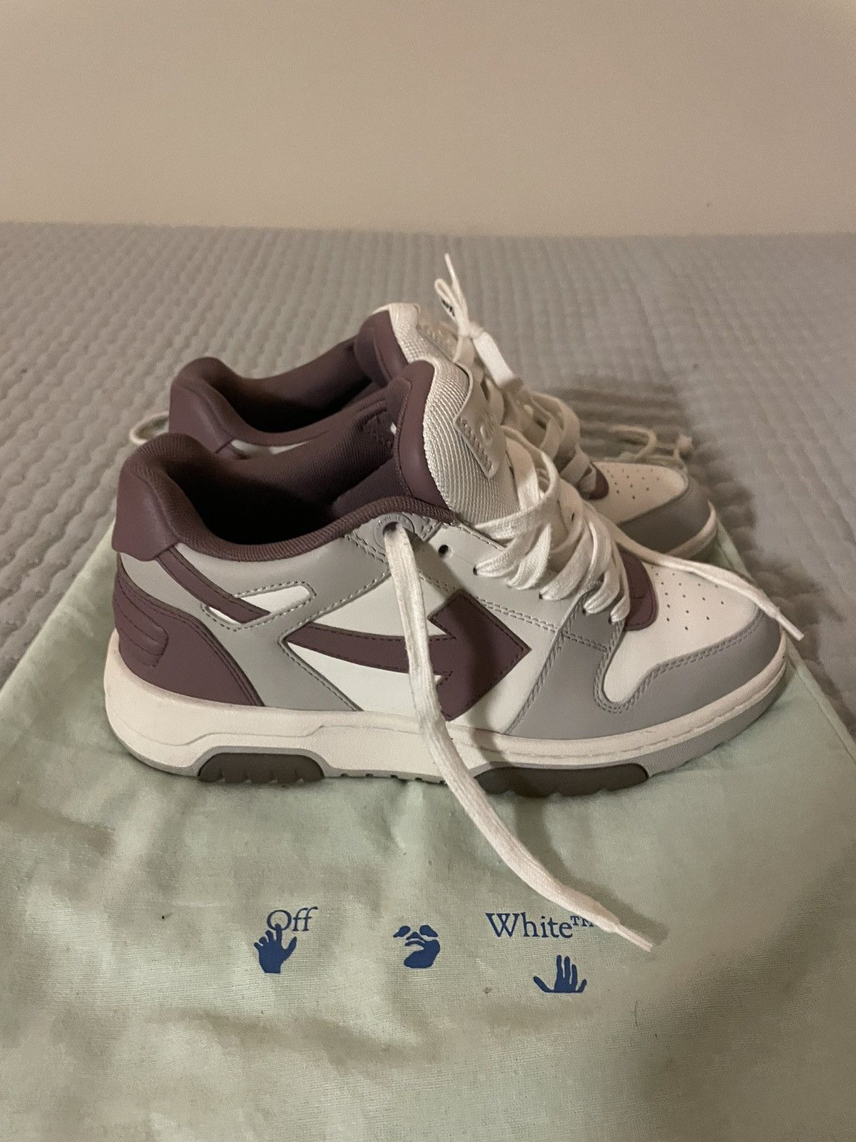 Off-White Off White out of the office Size US 8 / EU 41 - 8 Thumbnail