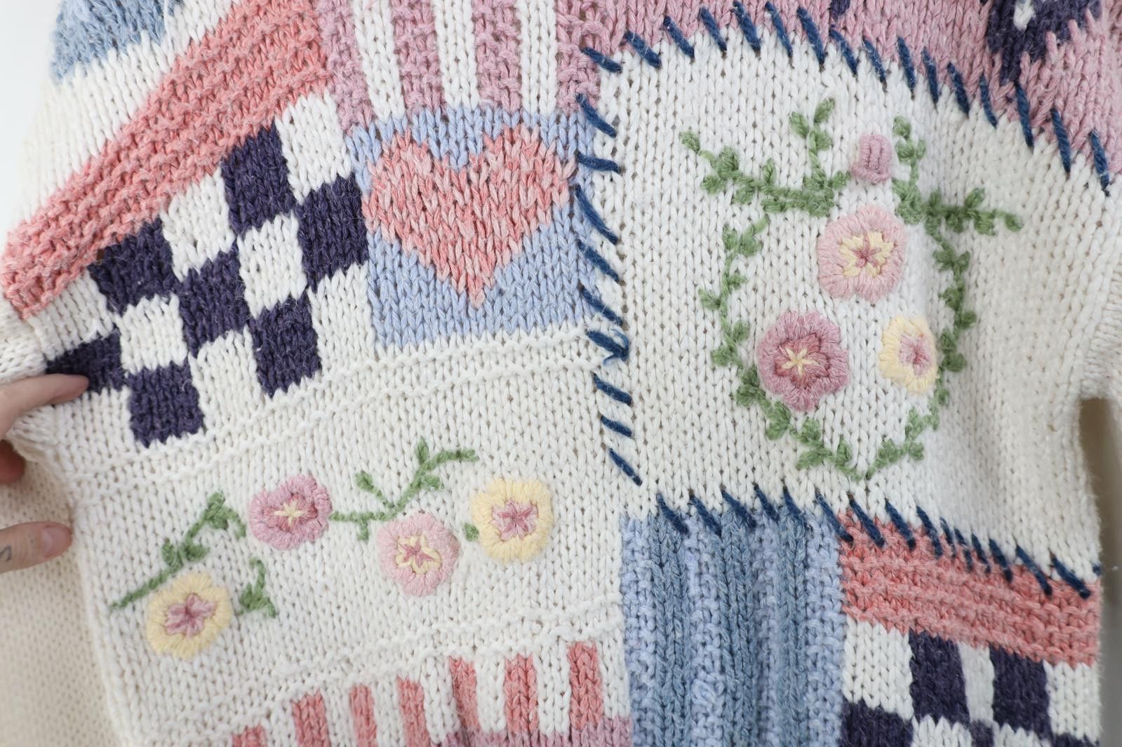 Vintage Vintage 90s Streetwear Patchwork Hearth Flower Knit Sweater Size L / US 10 / IT 46 - 5 Thumbnail