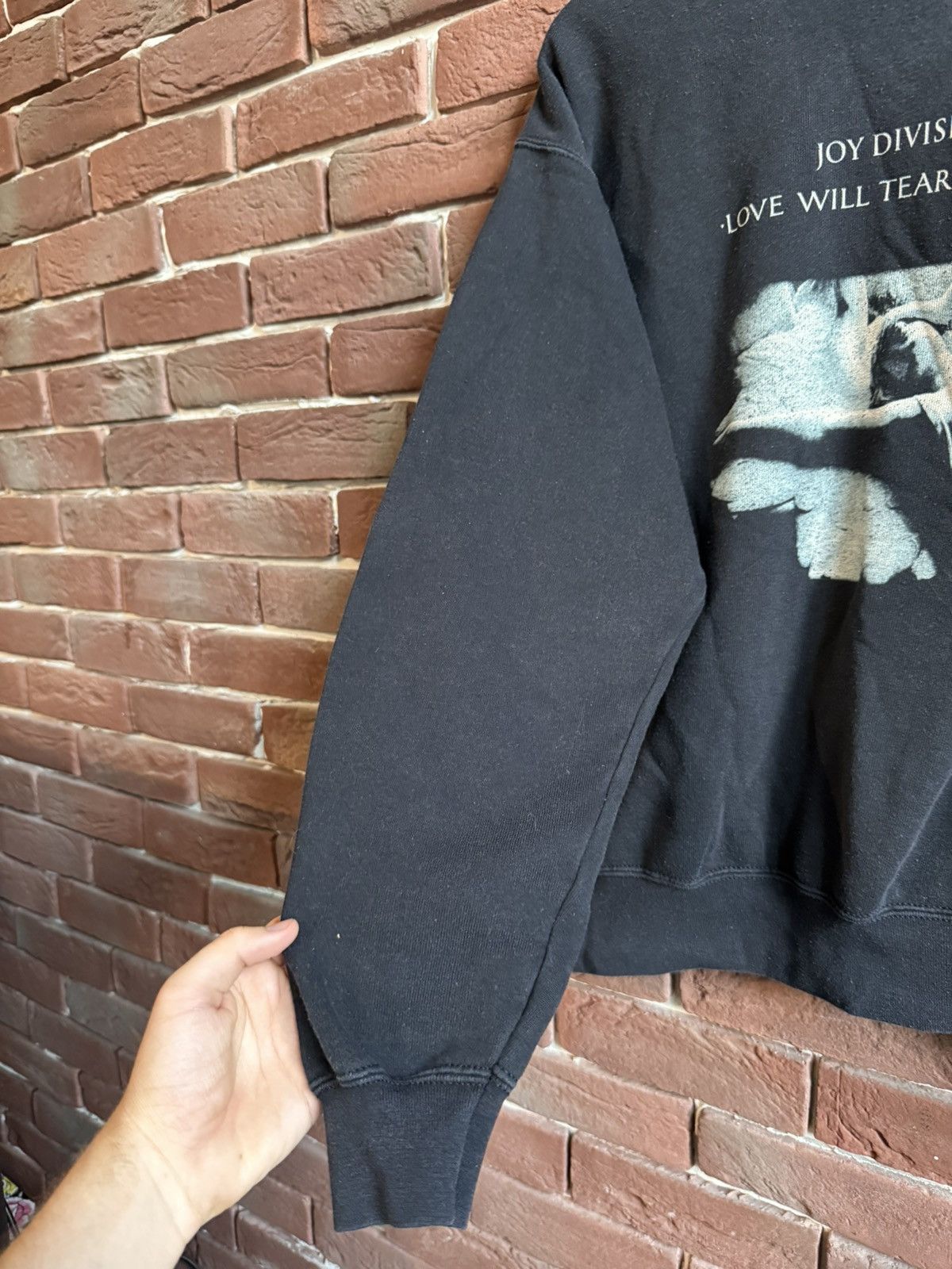 Band Tees × Joy Division × Vintage Vintage JOY DIVISION Love Will Tear Us Apart Sweatshirt L Size US L / EU 52-54 / 3 - 6 Thumbnail