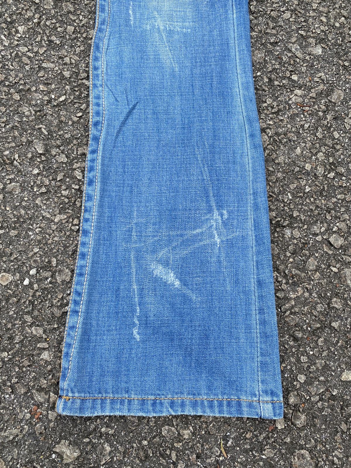 Japanese Brand Red Pepper Low Rise Faded Blue Back Logo Flare Jeans Size US 30 / EU 46 - 5 Thumbnail