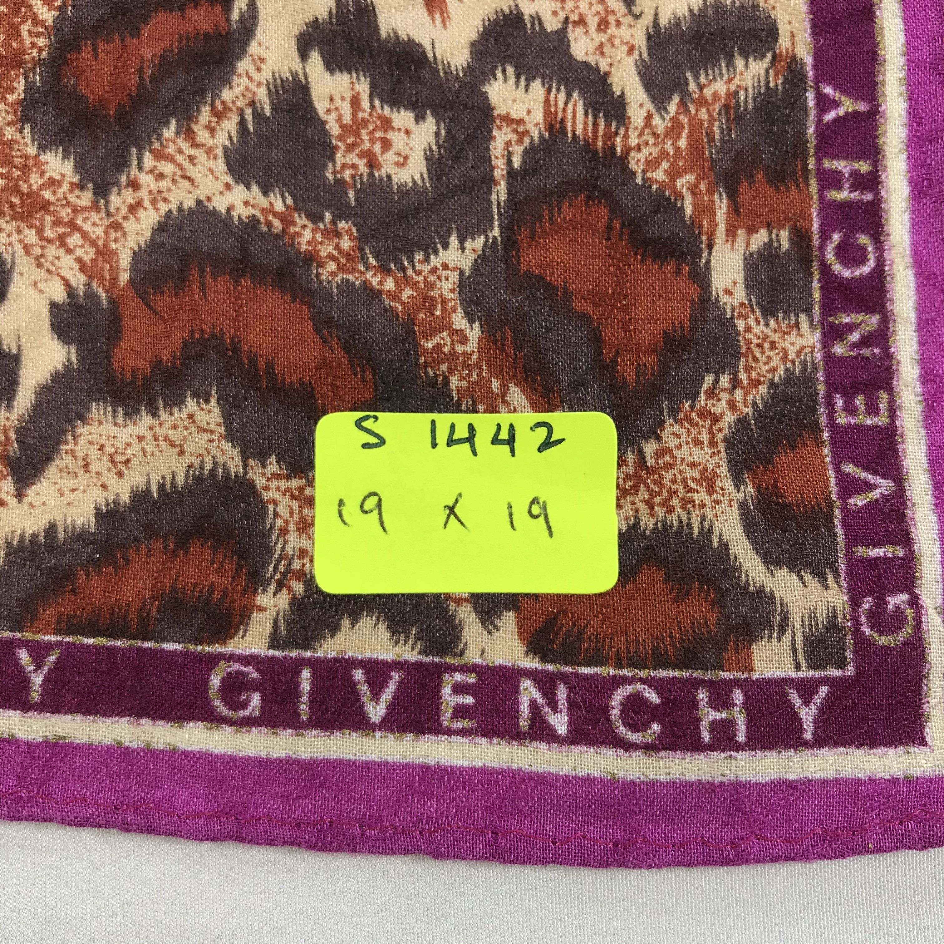 Vintage Vintage Givenchy Bandana / Handkerchief / Neckerchief -S1442 Size ONE SIZE - 5 Thumbnail