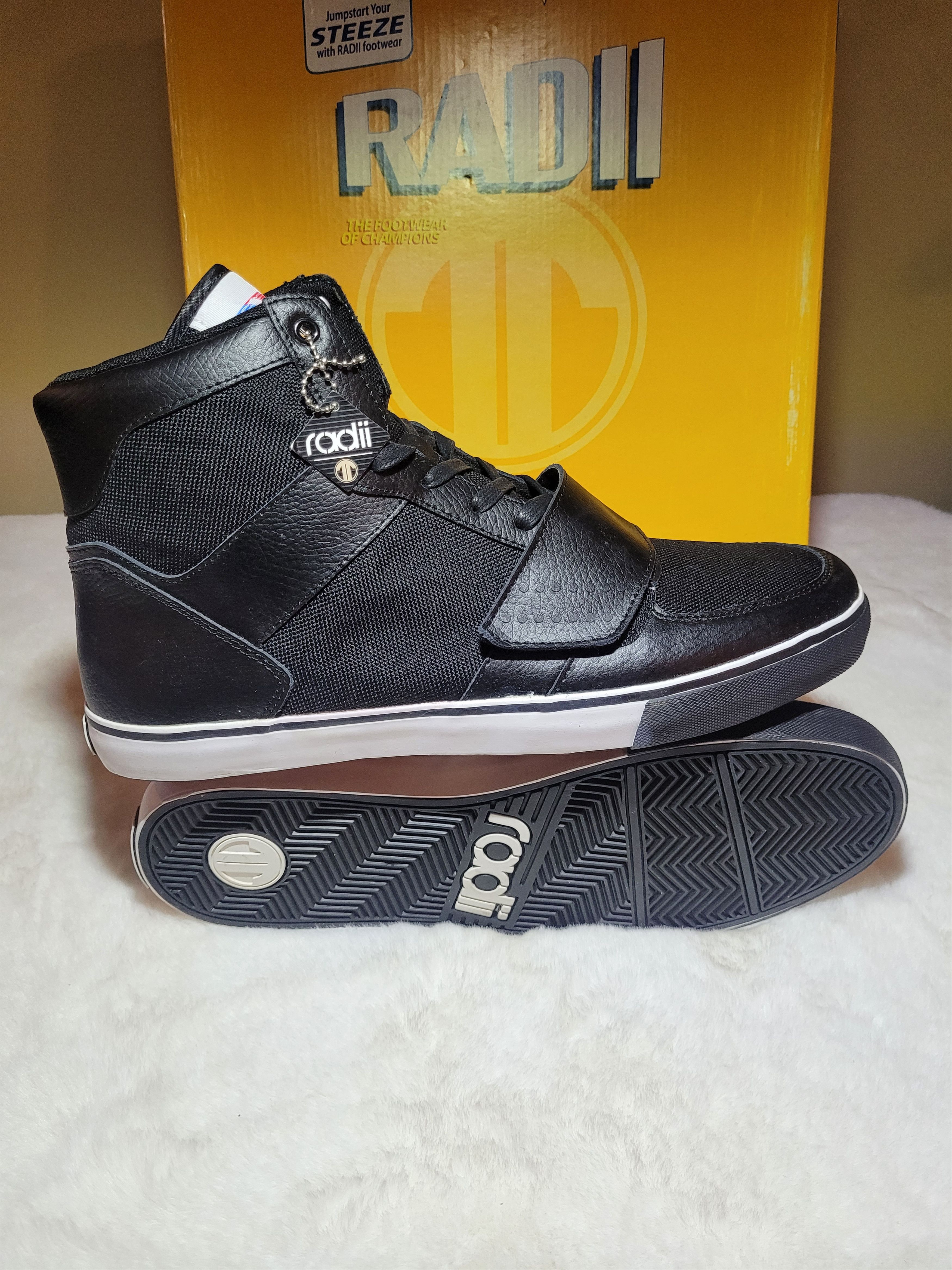 Image of Radii Footwear Standard Issue Se Shoes in Black/White/Black, Men's (Size 15)