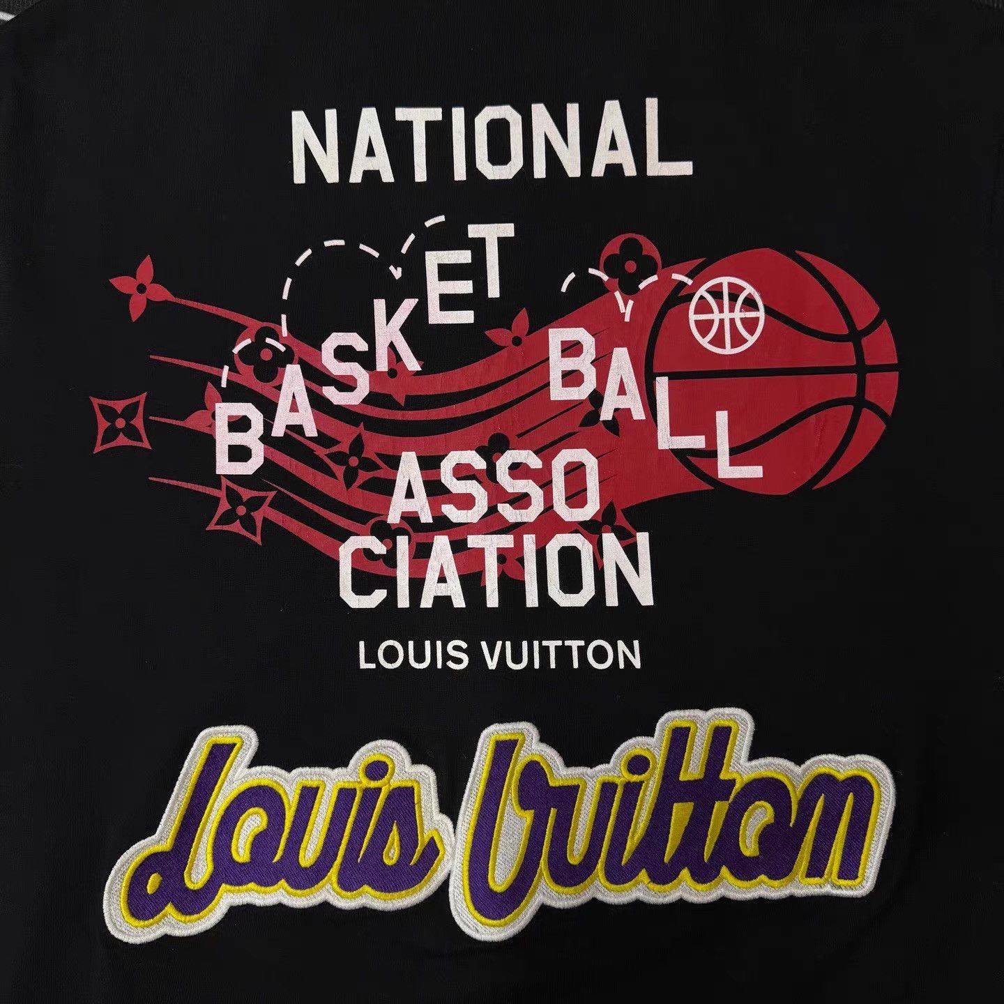 Louis Vuitton LV BlackShortSleevewith Multiple LogosEmbroidery&Prints Q10 Size US XL / EU 56 / 4 - 3 Thumbnail