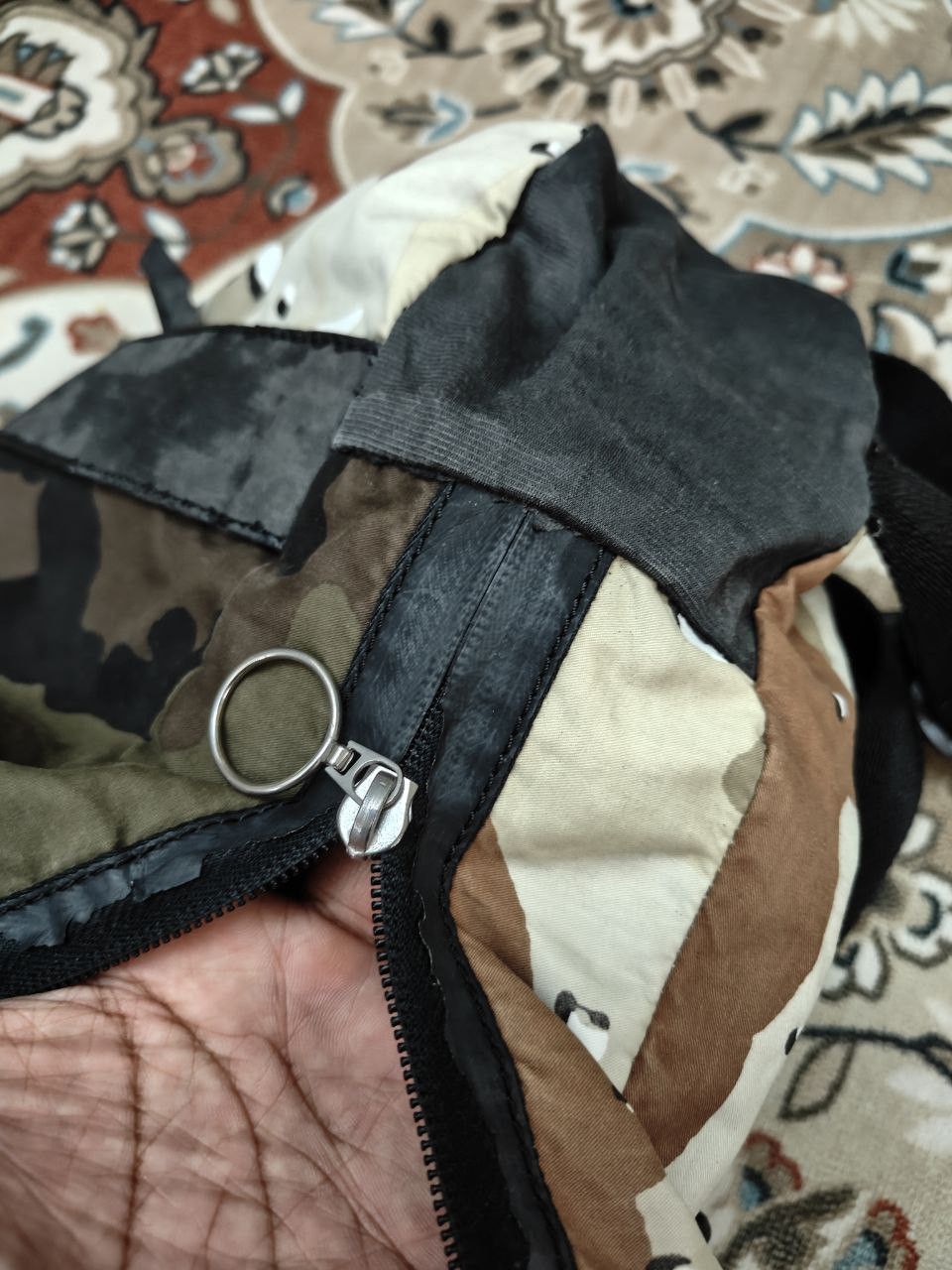 Maison Margiela Worn Maison Margiela Camo worn BAg Size ONE SIZE - 8 Thumbnail