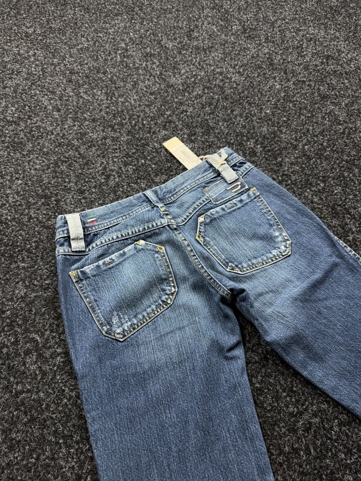 Diesel NWT Luxury 00s Diesel Junnie Low Rise Retro Rock Jeans Y2K Size 25" / US 0 / IT 36 - 15 Thumbnail