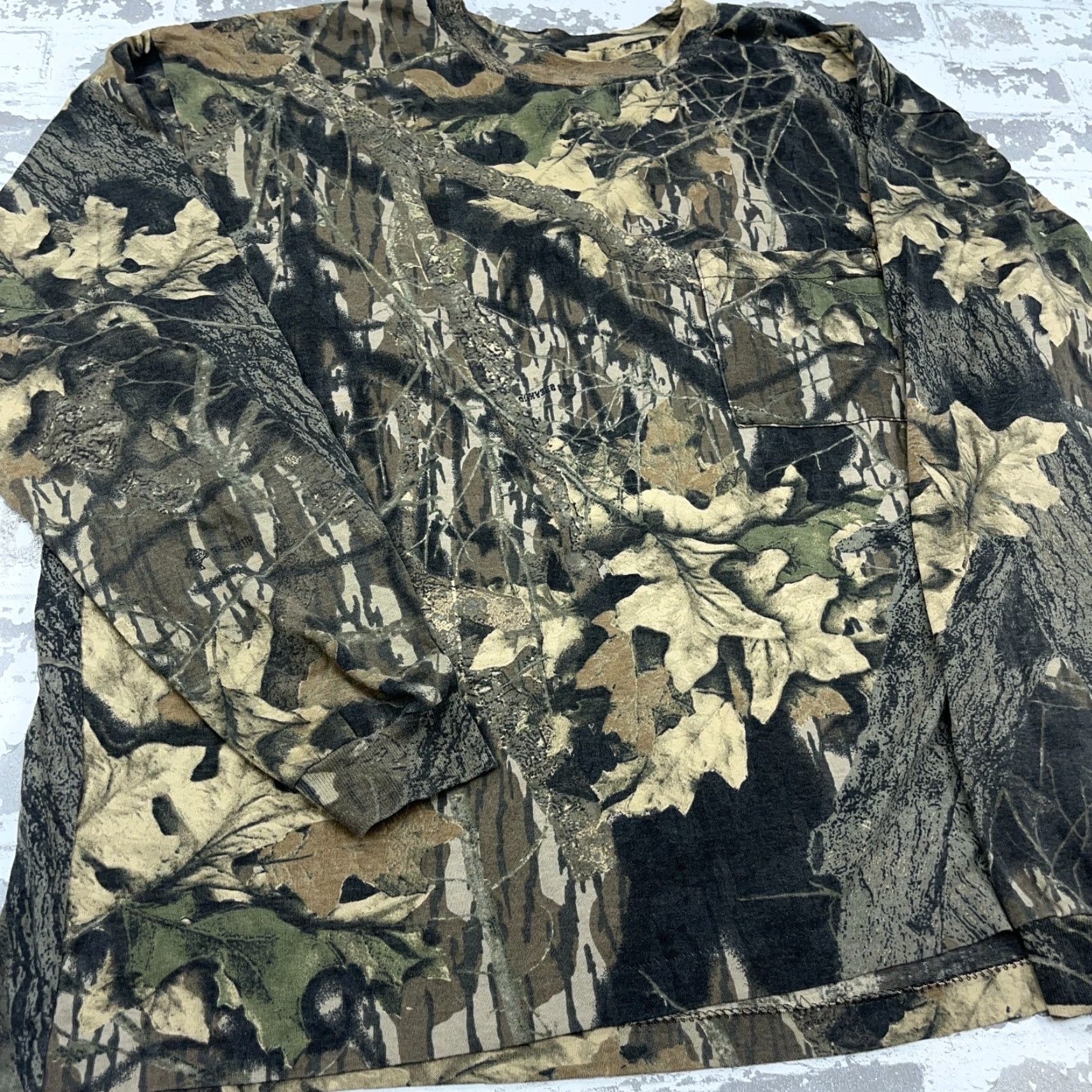 Realtree Vintage Realtree Camo Shirt Men XL Long Sleeve Pocket Tee Single Stitch 90s Size US XL / EU 56 / 4 - 3 Thumbnail