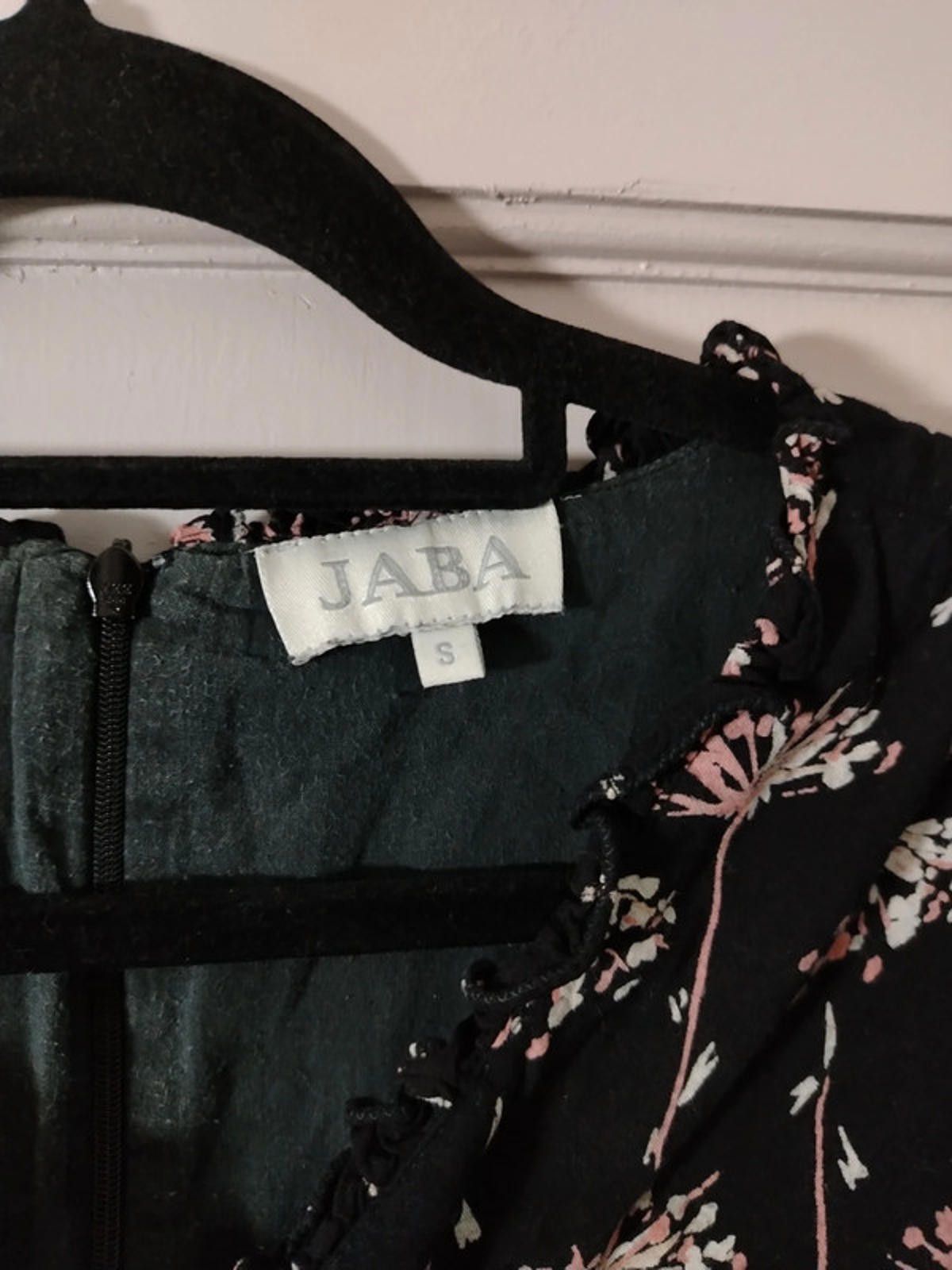 Japanese Brand Jaba black floral long sleeve dress ruffle neck Size S / US 4 / IT 40 - 6 Thumbnail