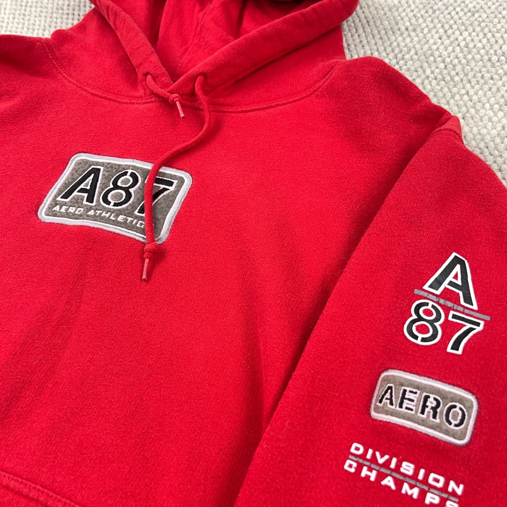 Aeropostale VINTAGE Aeropostale Hoodie Men L Red Sweatshirt 2000s Skate Punk Design Logo Embroidered USA 90s Cartoon Grunge Retro Pullover Crew Neck Size US L / EU 52-54 / 3 - 3 Thumbnail