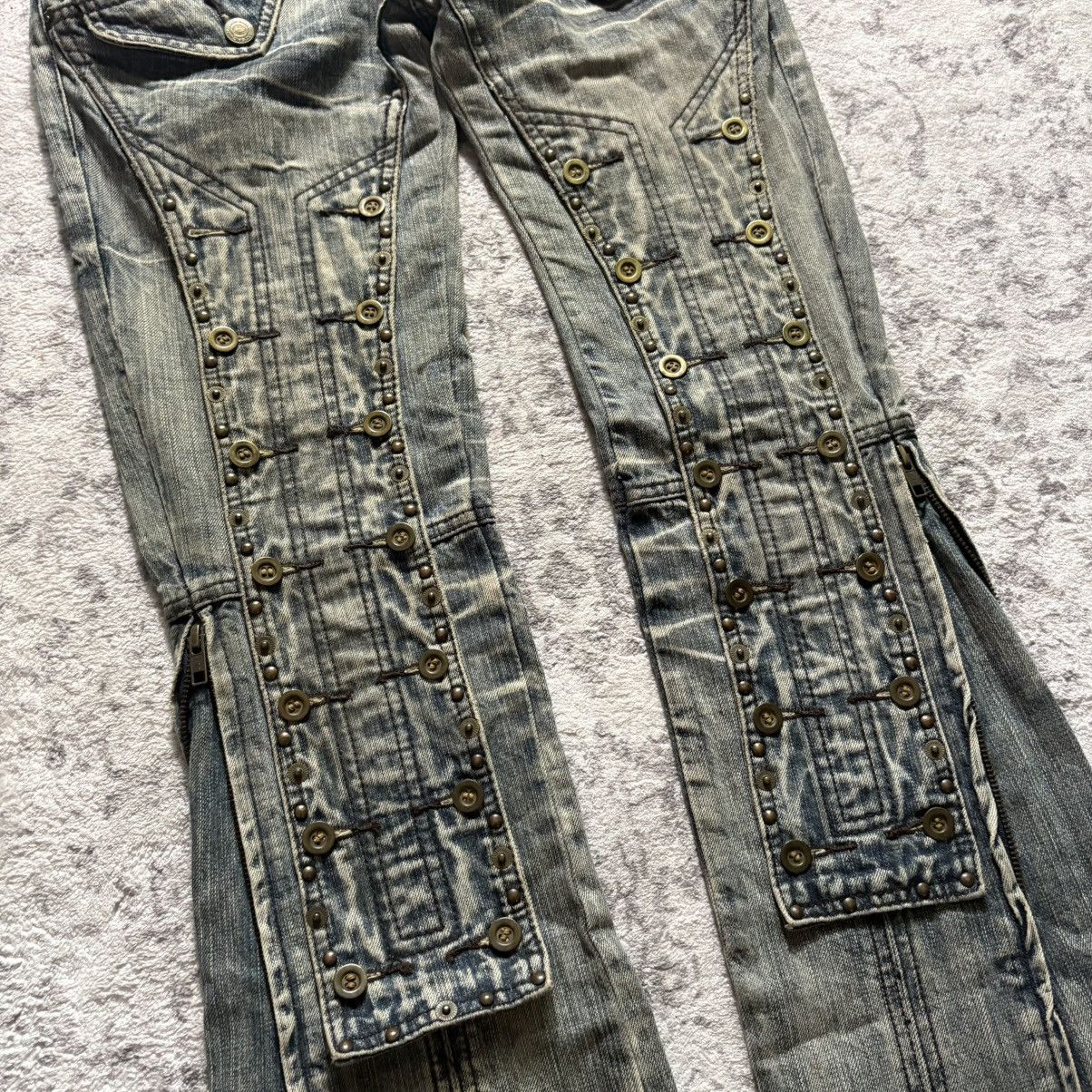 Tornado Mart Tornado Mart Buttoned Studded Flared Denim Jeans Blue | S Size US 30 / EU 46 - 2 Thumbnail