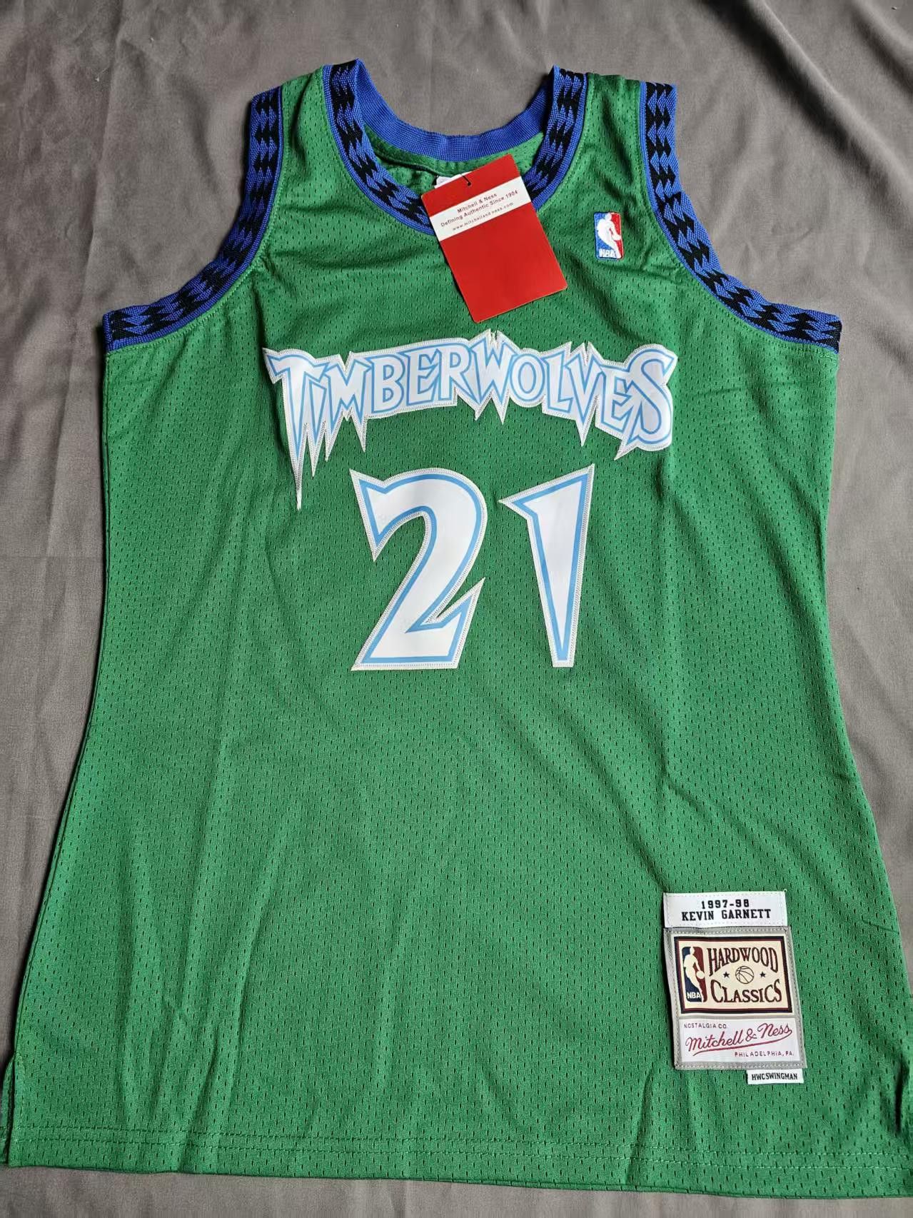 NBA #21 Kevin Garnett Jersey Timberwolves 1997 98 Size US L / EU 52-54 / 3 - 1 Thumbnail