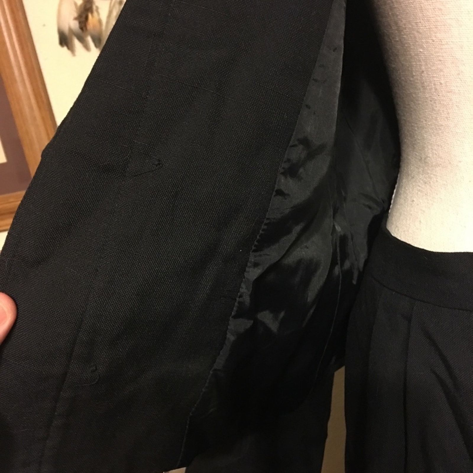 Vintage E.H.Woods black skirt suit with gold buttons 10 Size L / US 10 / IT 46 - 7 Thumbnail