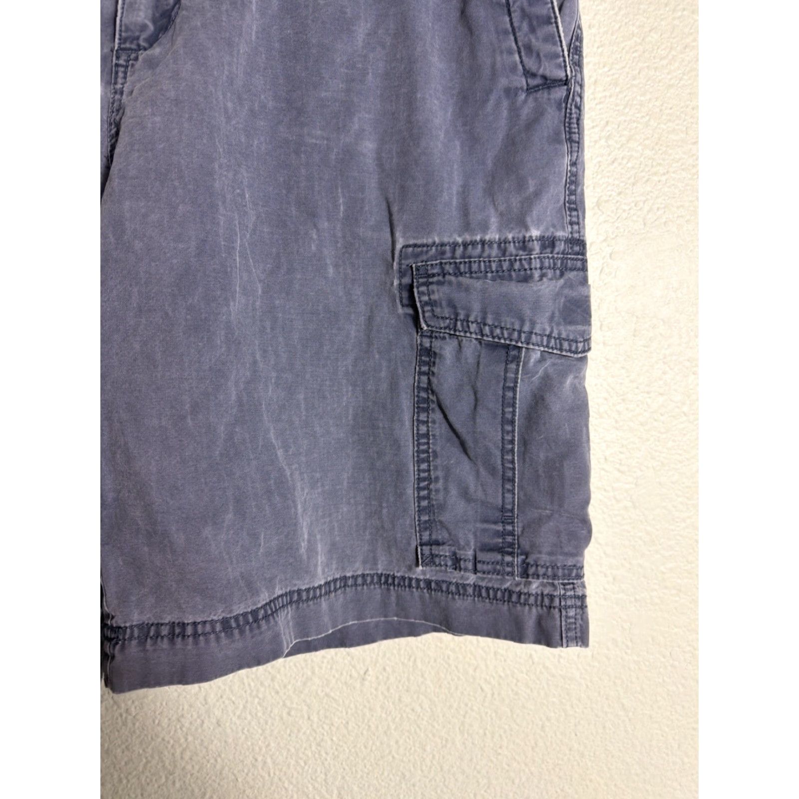 Eddie Bauer Eddie Bauer Mens Cargo Shorts Distressed Blue 36x10 Missing Button Flaw Regular Mens Size US 36 / EU 52 - 3 Thumbnail