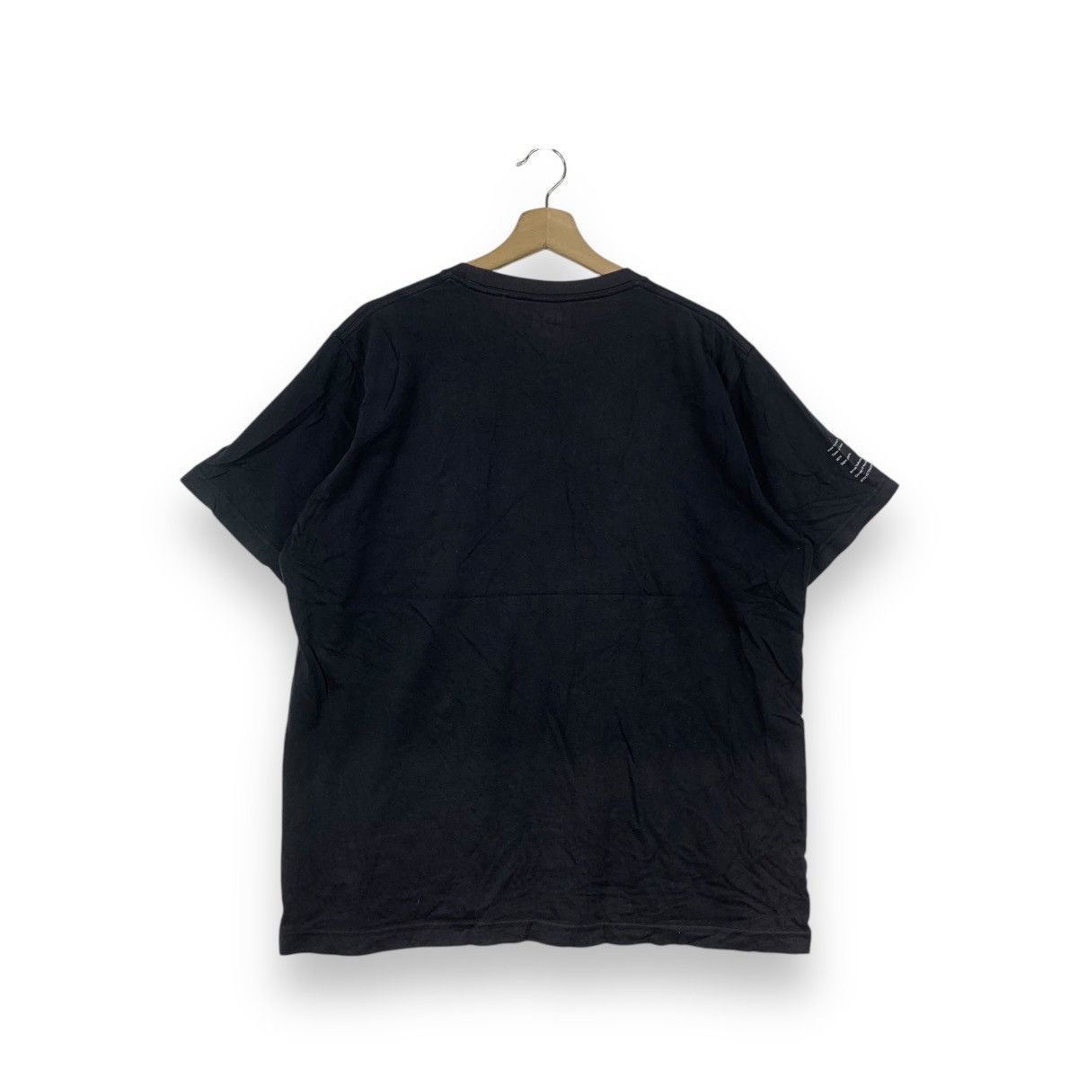 Uniqlo UNIQLO x HIROKI TSUKUDA Tower Of Tokyo 2019 Tee Shirt Size US XL / EU 56 / 4 - 5 Thumbnail