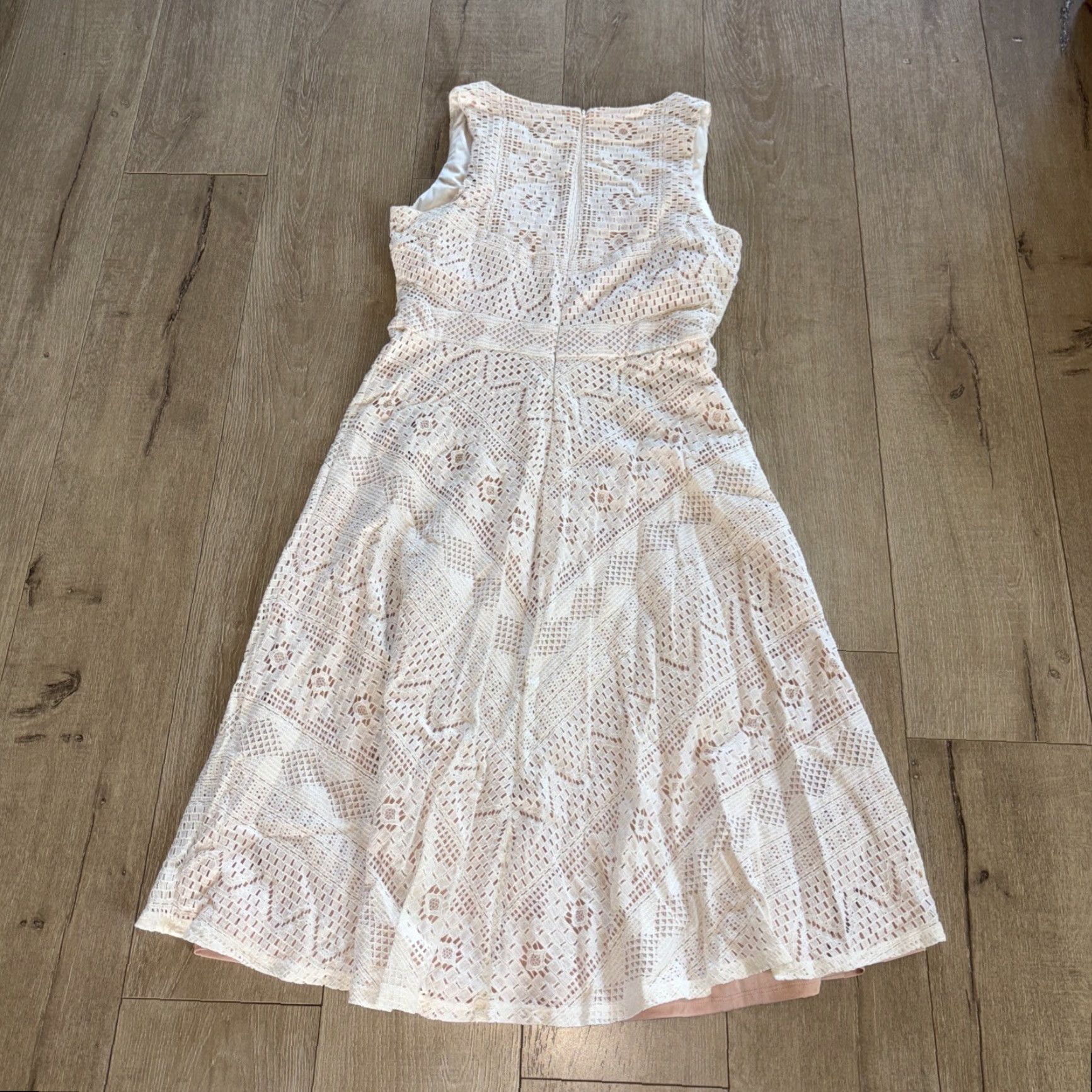 Vince Camuto Vince Camuto Pale Blush Pink Tan Lace Sleeveless Dress Size 14 Cocktail Size XL / US 12-14 / IT 48-50 - 4 Thumbnail