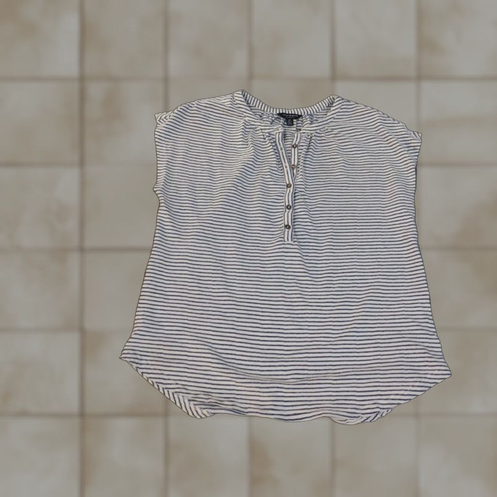 Lucky Brand Lucky Brand top Small blue striped womens pullover henley button blouse Size S / US 4 / IT 40 - 1 Thumbnail