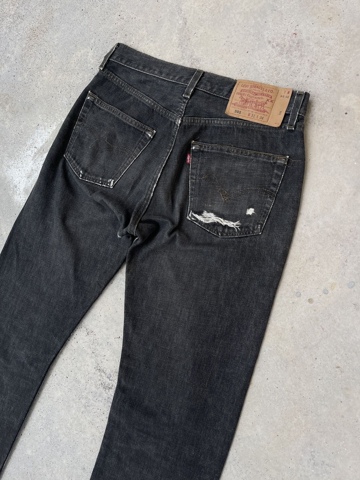 Levi's × Vintage Vintage 90s Levis 501 Faded Distressed Black Jeans Size US 31 - 4 Thumbnail