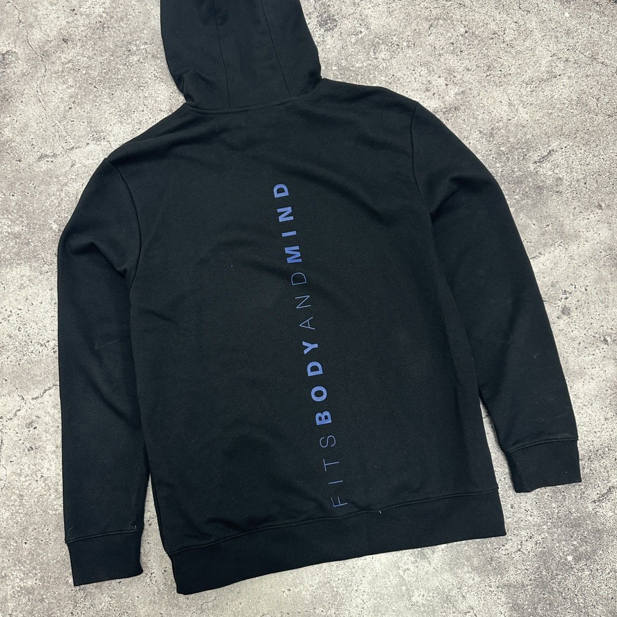 Red Bull Alpha Tauri Red bull Fits body and mind hoodie y2k og hype Size US L / EU 52-54 / 3 - 4 Thumbnail