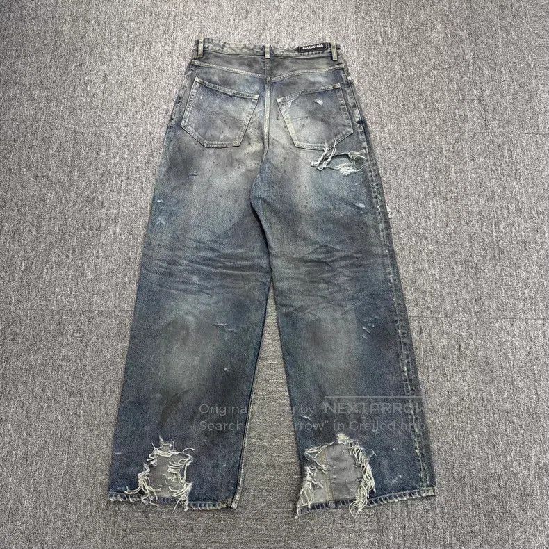Balenciaga Balenciaga size XS Destroyed dirty dye jeans Size US 27 - 5 Thumbnail