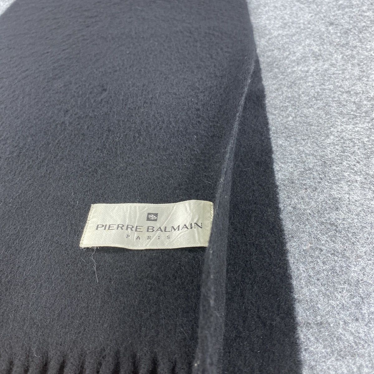 Pierre Balmain × Vintage Pierre Balmain Scarf # Muffler # Neckwear # D567 Size ONE SIZE - 6 Thumbnail