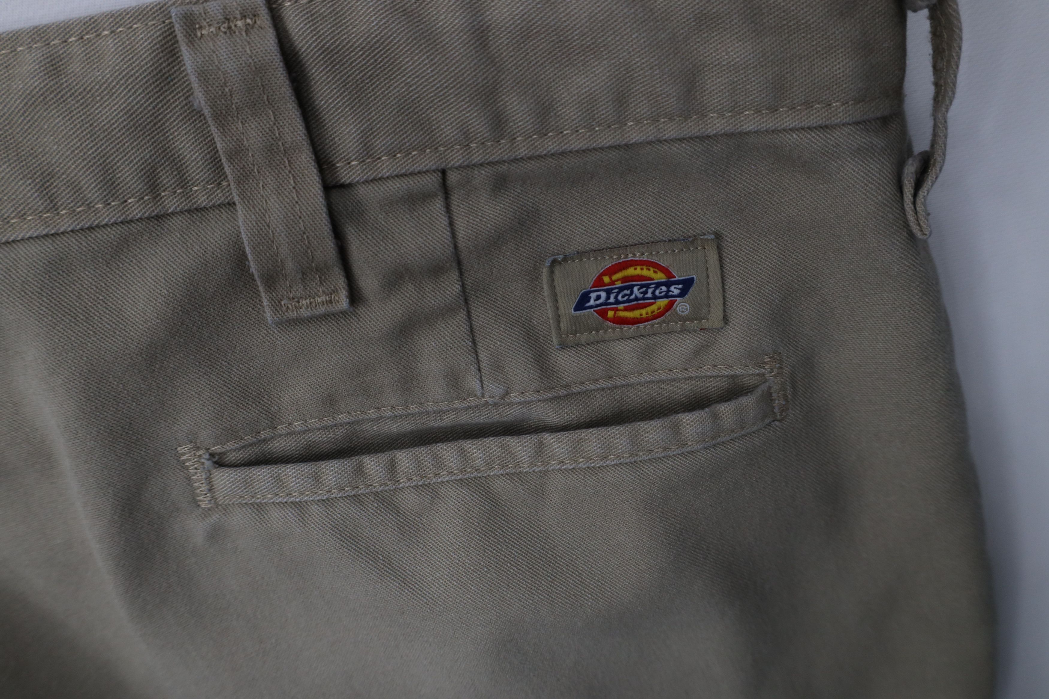 Dickies Vintage Dickies Spell Wide Leg Dungaree Pants Beige Workwear Size US 42 / EU 58 - 11 Thumbnail