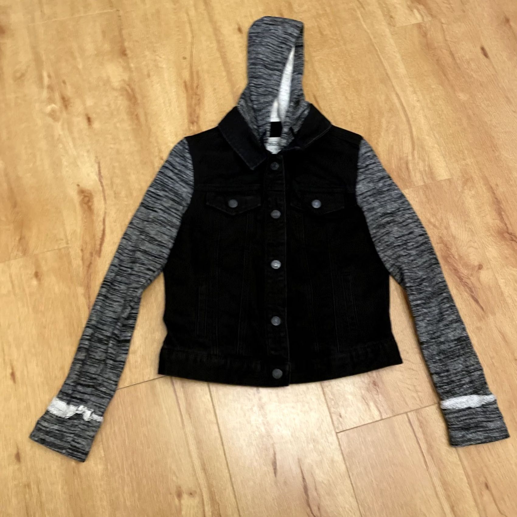 Denime VINTAGE Mudd Denim Jean Hoodie Jacket Womens Small Black Grey Button Front Shirt Hoodie Short Sleeve Mens? Size S / US 4 / IT 40 - 2 Thumbnail