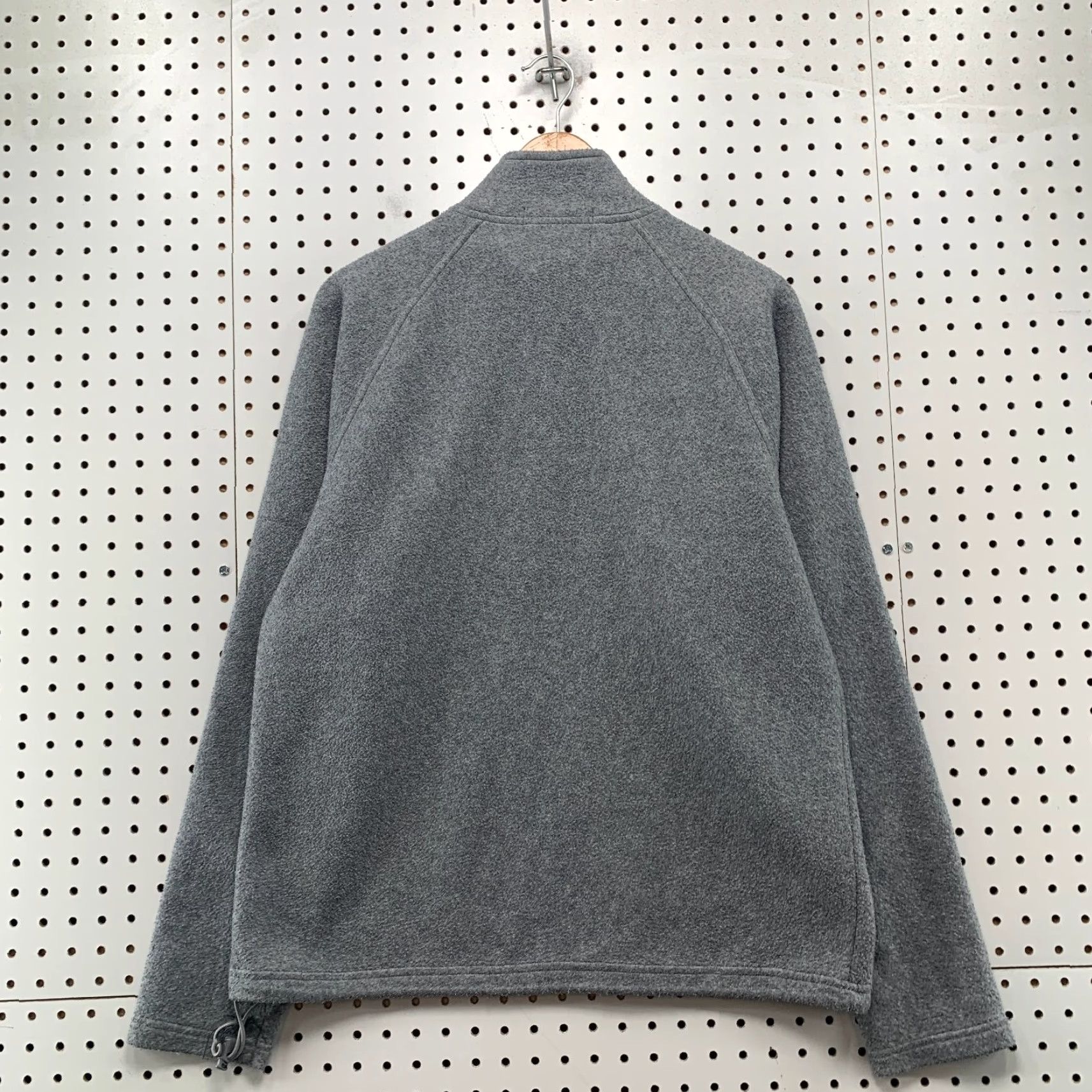 Old Navy VINTAGE Old Navy 1/4 Zip Sweater Mens M Gray 90s Distressed Spell Out 1/4 Zip Sweater Mens Gray 90s Size US M / EU 48-50 / 2 - 2 Thumbnail