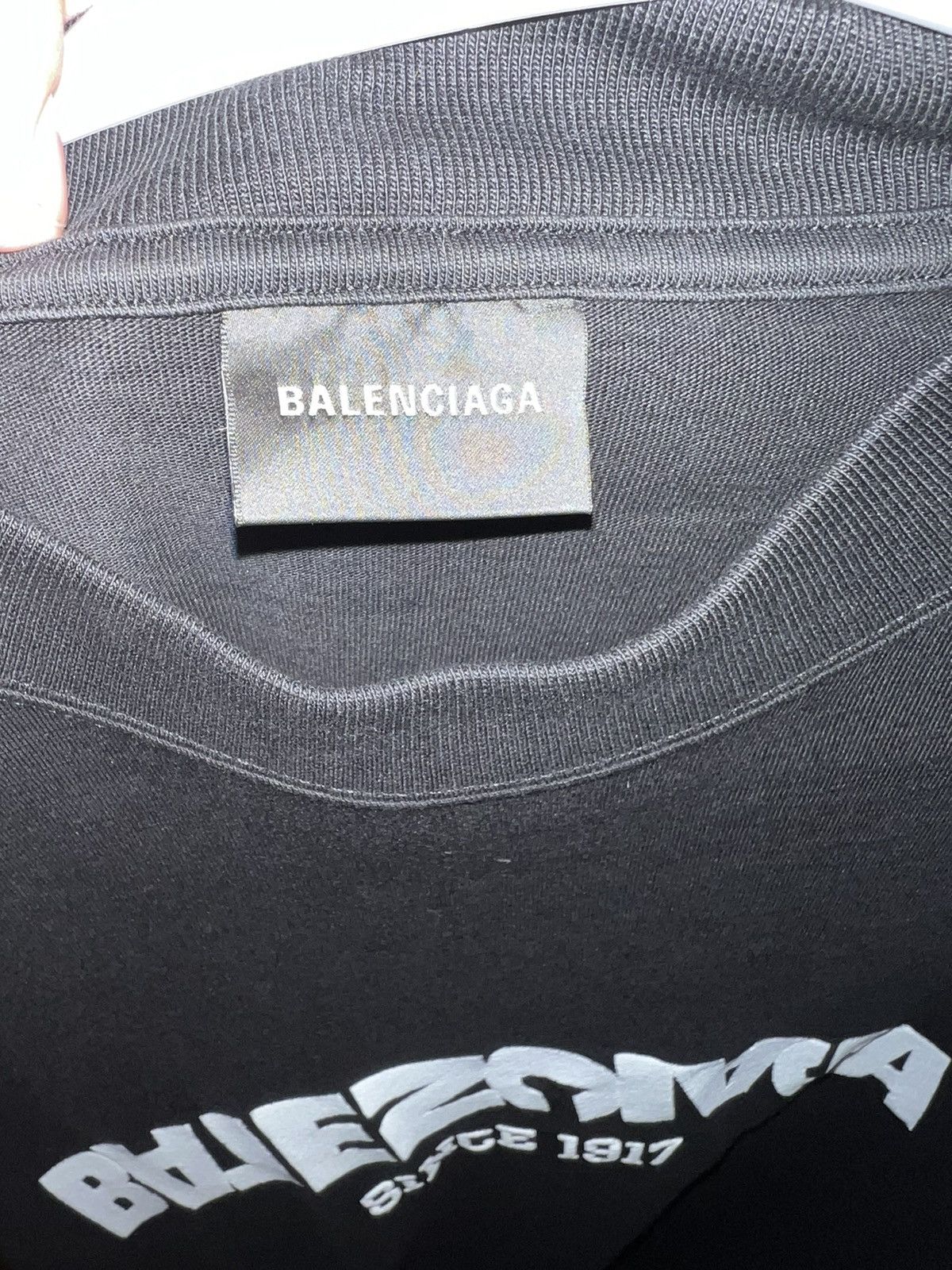 Balenciaga Balenciaga Reverse Lettering Logo T Shirt Large/Oversized Size US L / EU 52-54 / 3 - 3 Thumbnail
