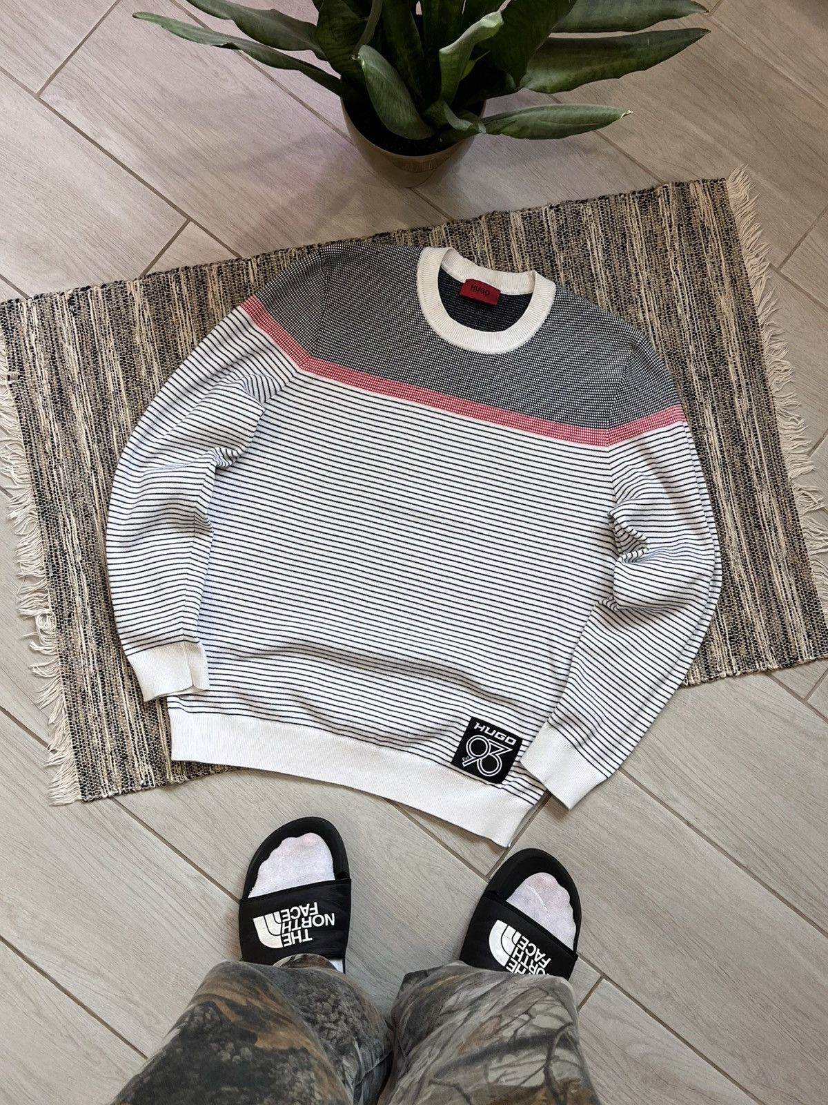 Designer × Hugo Luxury Hugo Sweater White Stripes Sweatshirt Hype Logo Y2K Size US L / EU 52-54 / 3 - 1 Thumbnail
