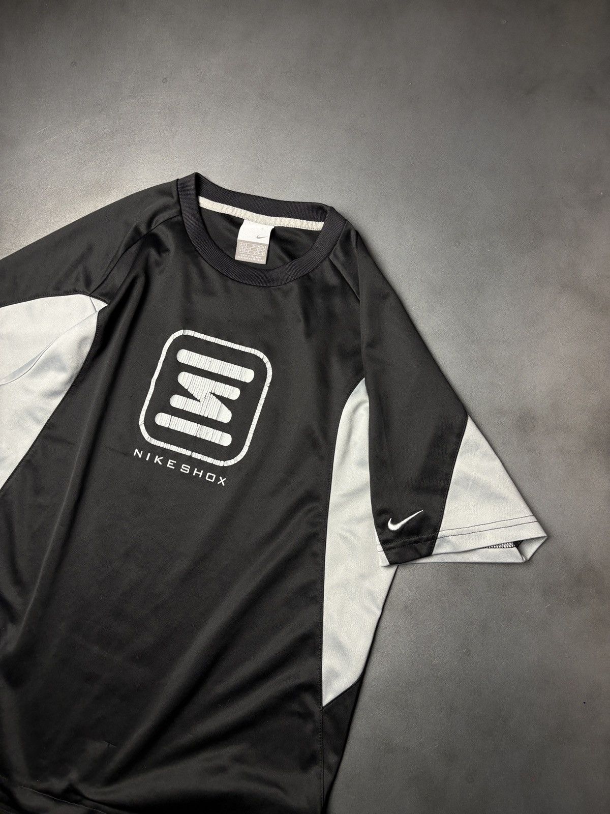 Nike Vintage Nike Shox Shirt Active 2000s Silver Tag Jersey Drill Size US S / EU 44-46 / 1 - 9 Thumbnail
