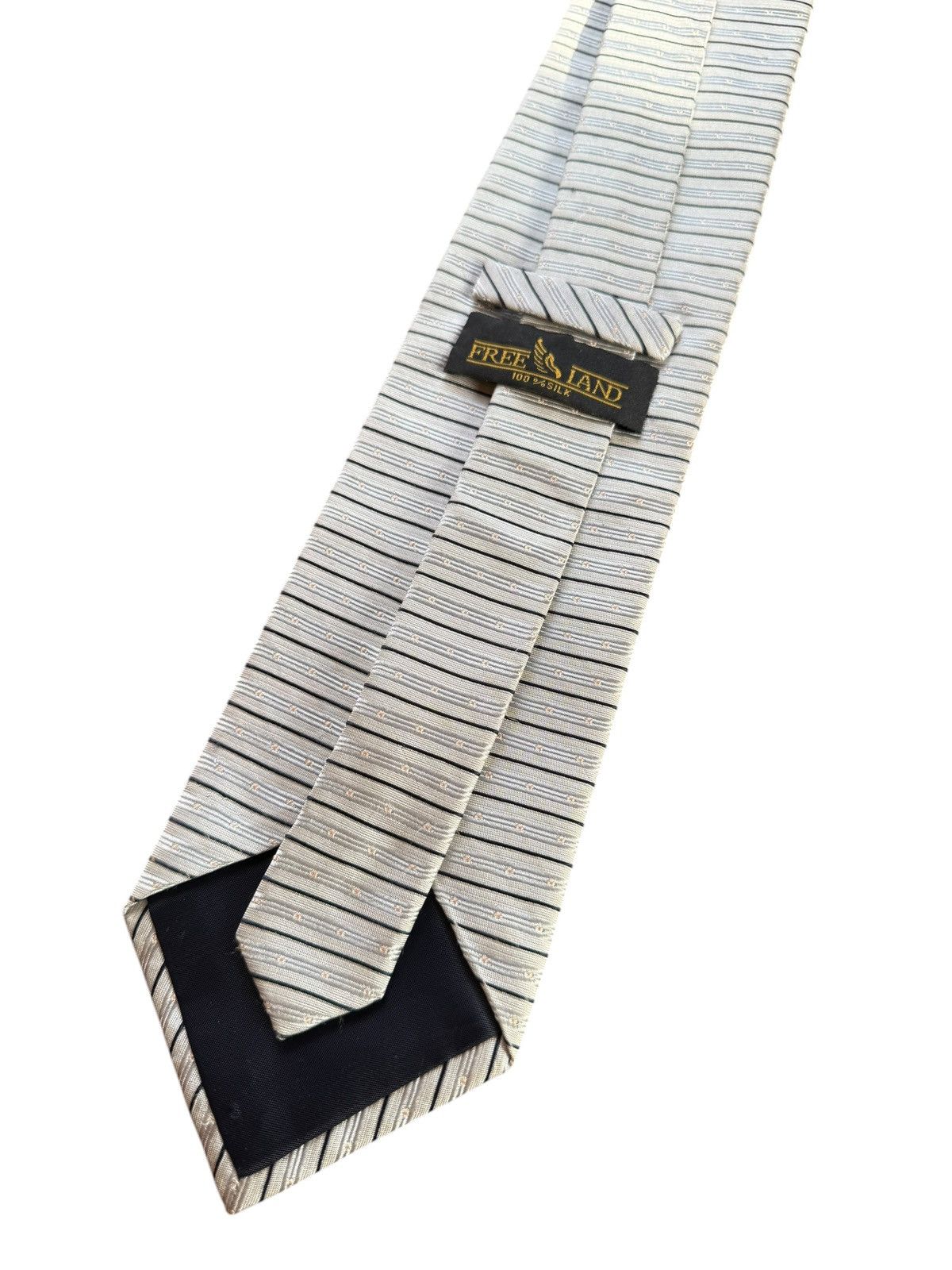 Other FREE LAND Vintage Silver Gray Silk Tie Size ONE SIZE - 4 Thumbnail
