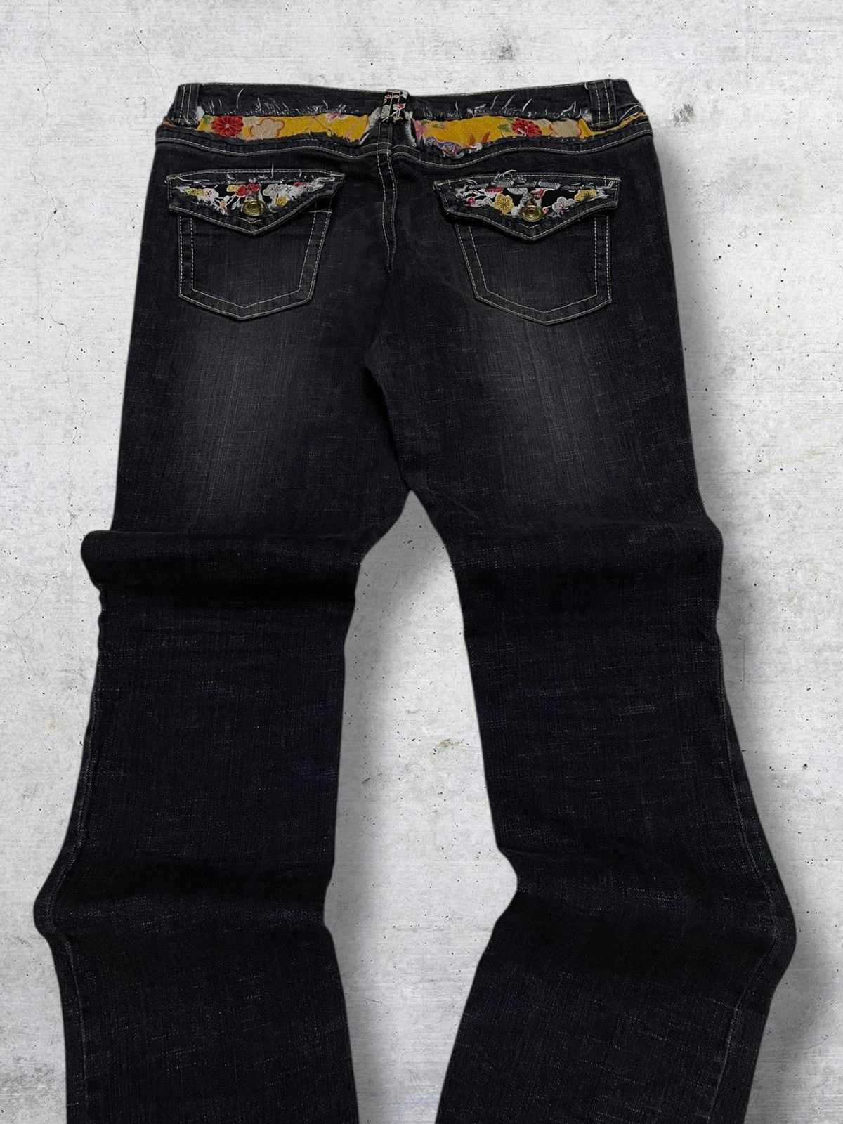 Japanese Brand VINTAGE CAROUGE JAPAN DESIGNER 90S OG FLARED RUNWAY DENIM Size US 32 / EU 48 - 13 Thumbnail