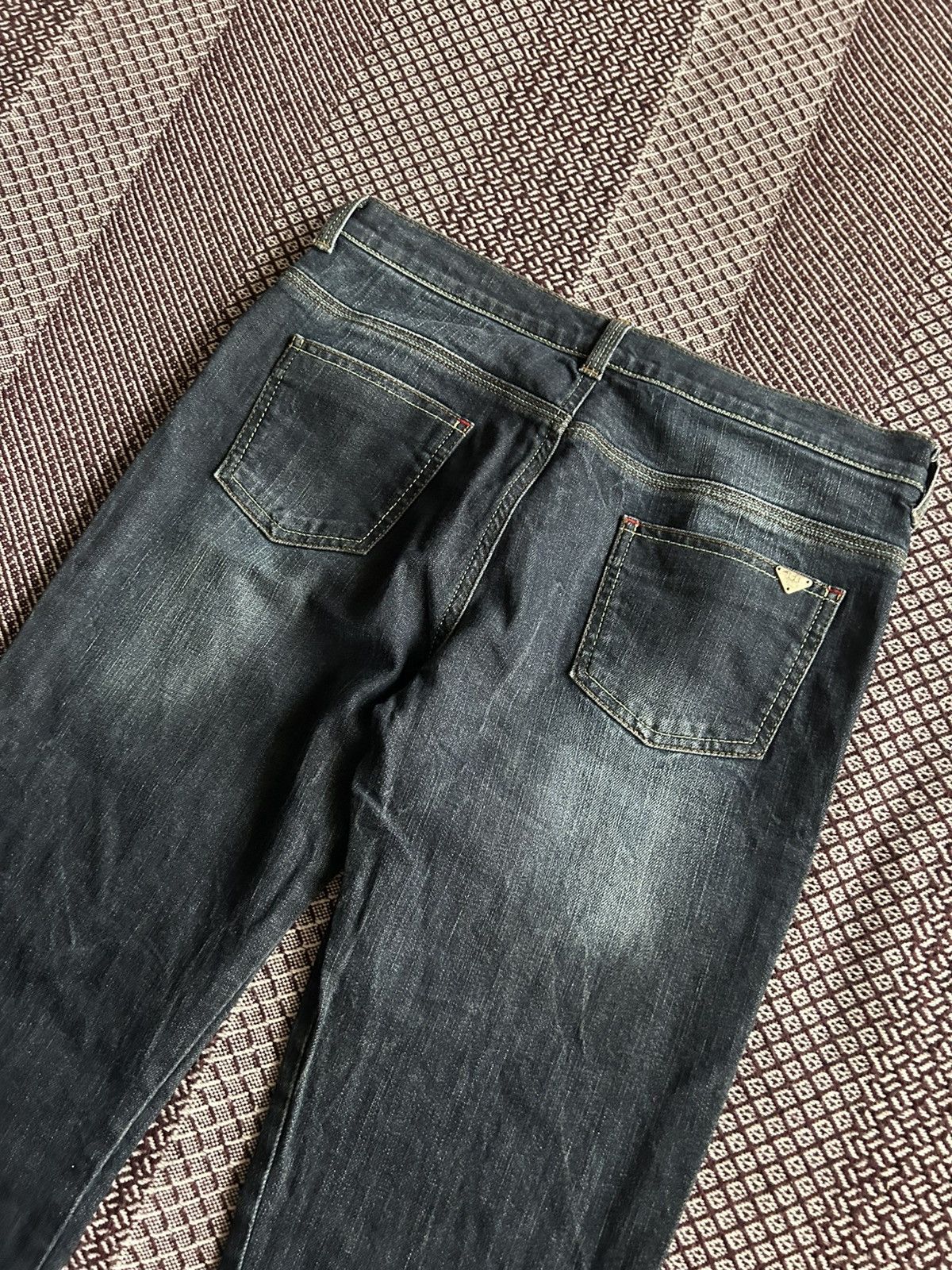 Iceberg Vintage Iceberg Denim Jeans Women Washed Solid Style Size 14 Size 32" / US 10 / IT 46 - 11 Thumbnail