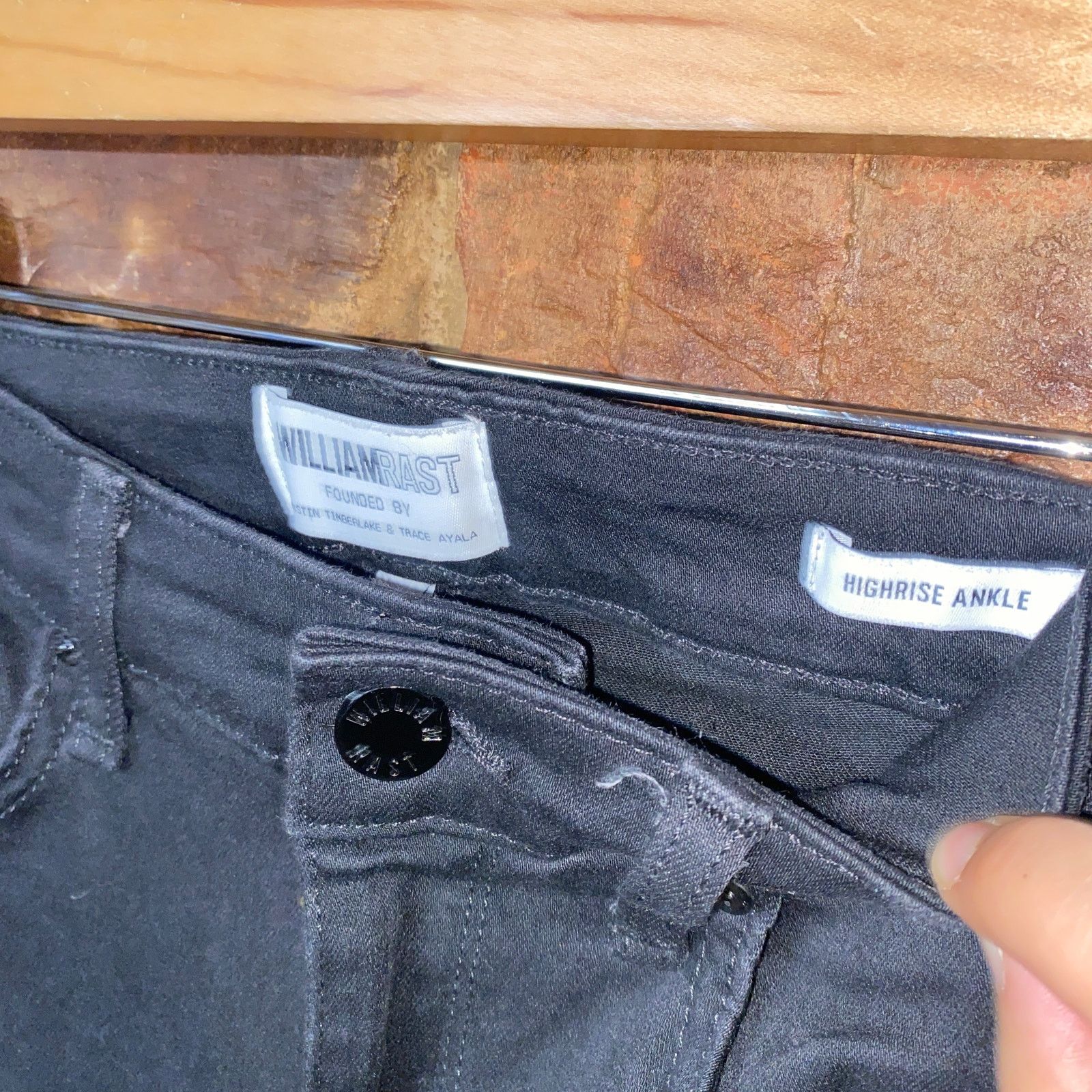 William Rast William Rast Black Distressed Denim Skinny Ankle Jeans 25 Size 25" / US 0 / IT 36 - 4 Thumbnail