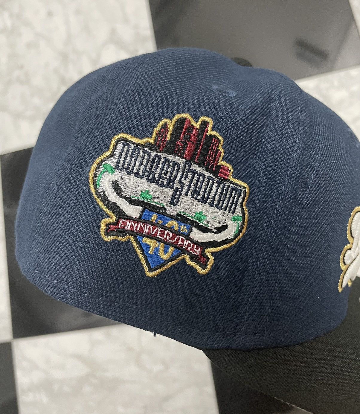New Era 🔥 Exclusive Glow in the Dark Dodgers fitted size 7 Size ONE SIZE - 3 Thumbnail