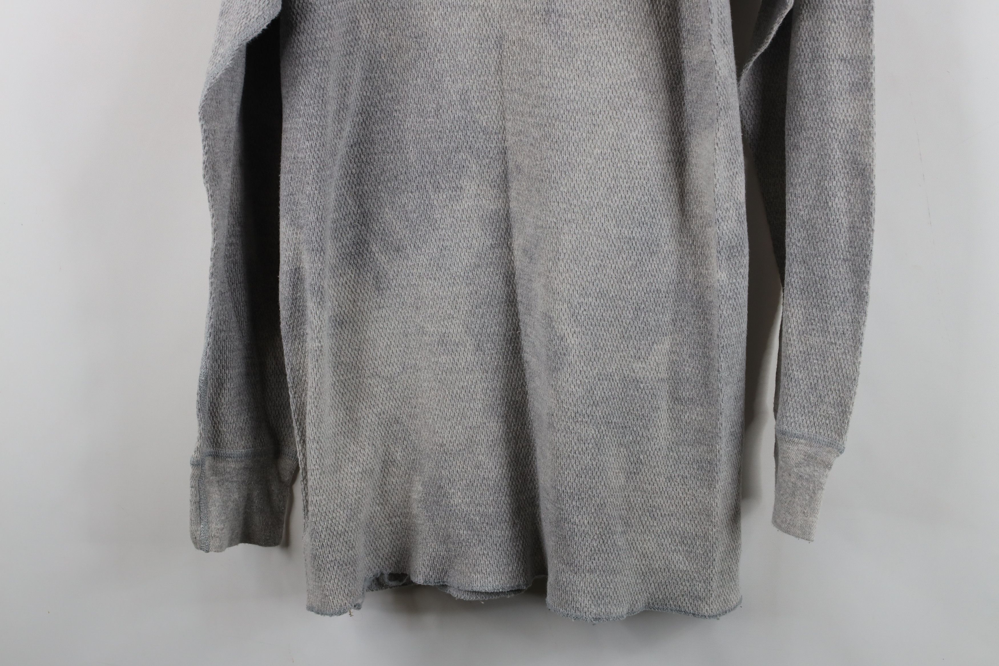 Vintage Vintage 90s Streetwear Thermal Waffle Knit T-Shirt Gray USA Size US XL / EU 56 / 4 - 14 Thumbnail