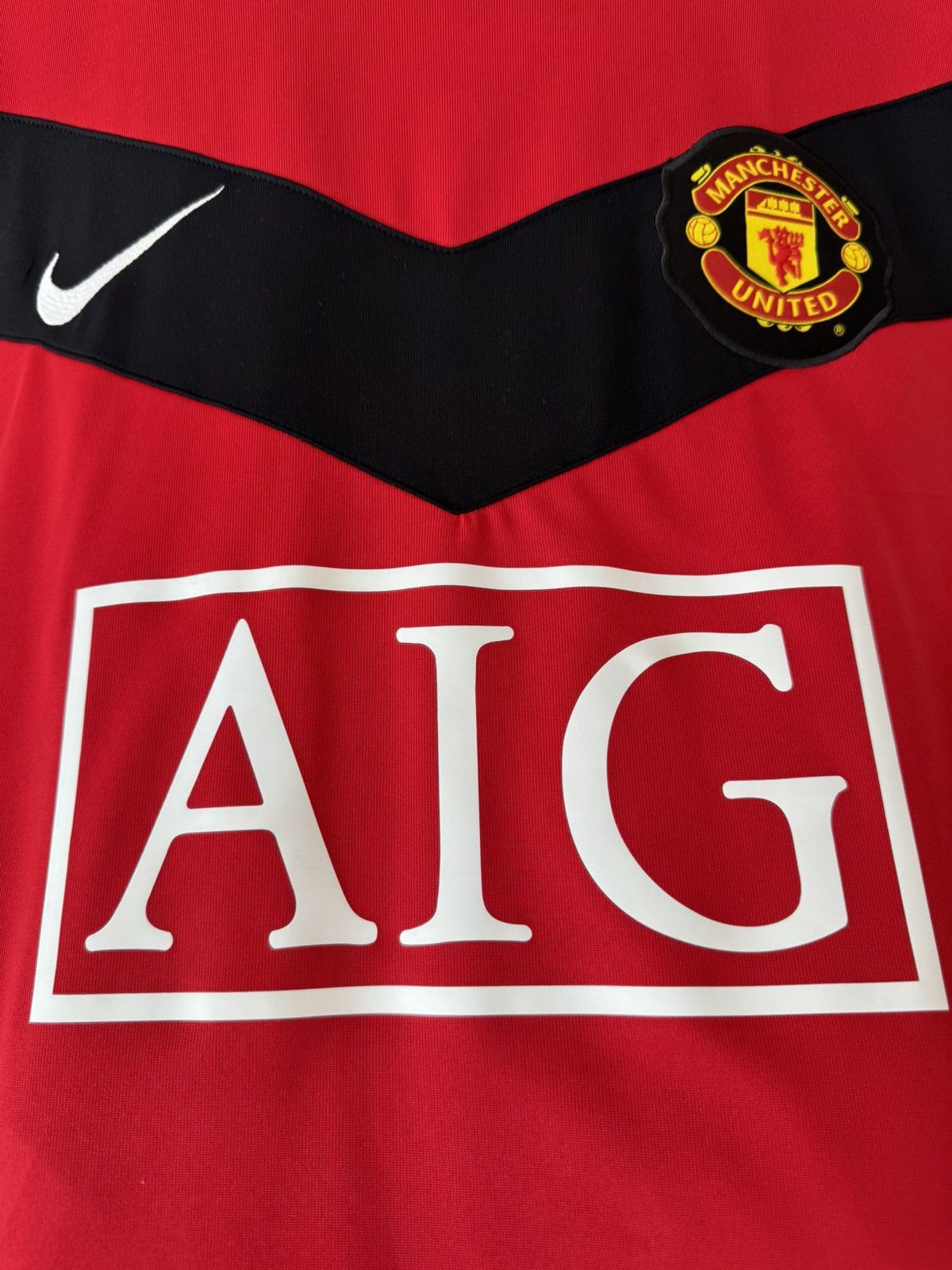 Nike Vintage Manchester United 2009-2010 Home Soccer Jersey Shirt Size US M / EU 48-50 / 2 - 7 Thumbnail