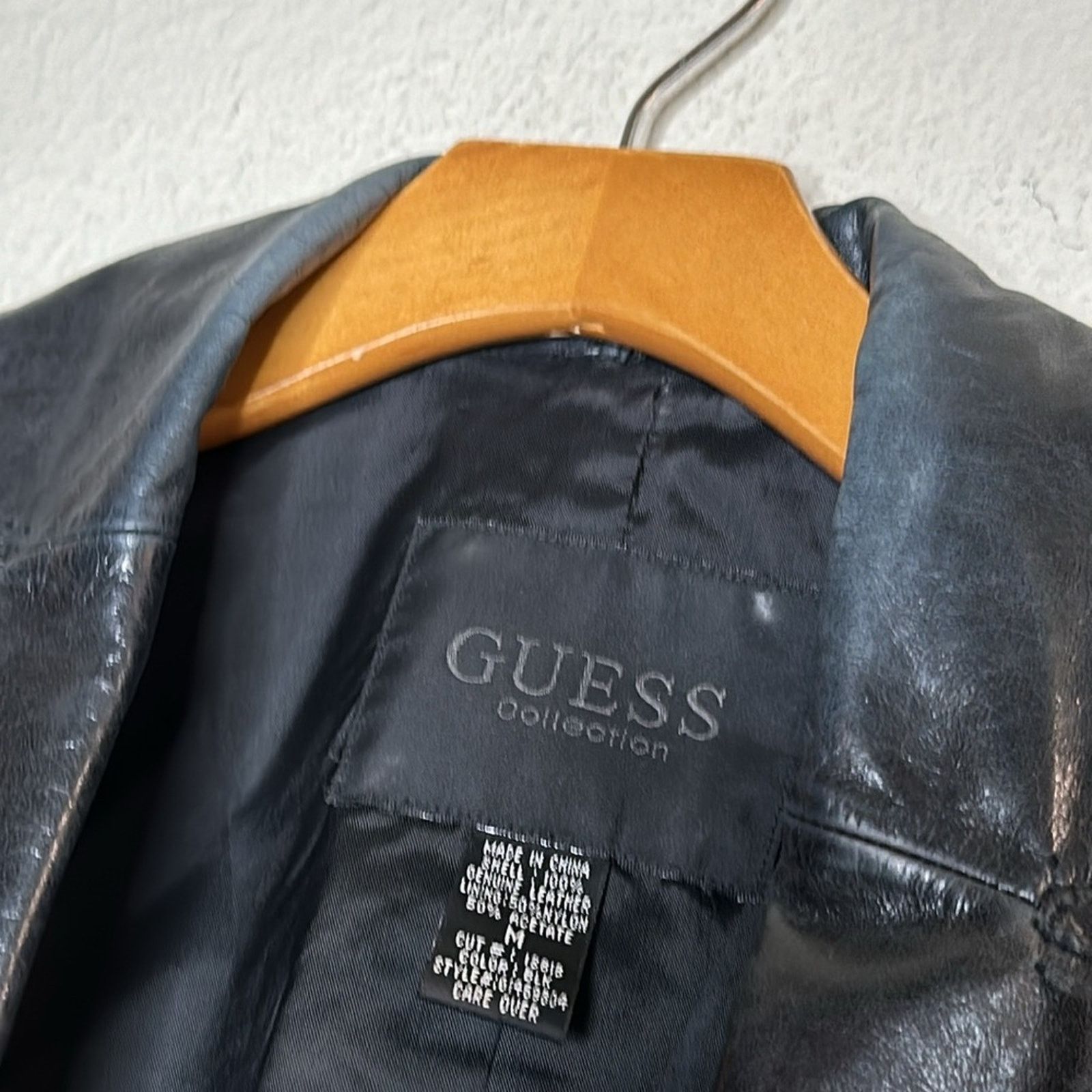 Guess × Leather × Vintage VTG Y2K Guess Leather Blazer Jacker Black MED Scalloped Seam Size M / US 6-8 / IT 42-44 - 13 Thumbnail