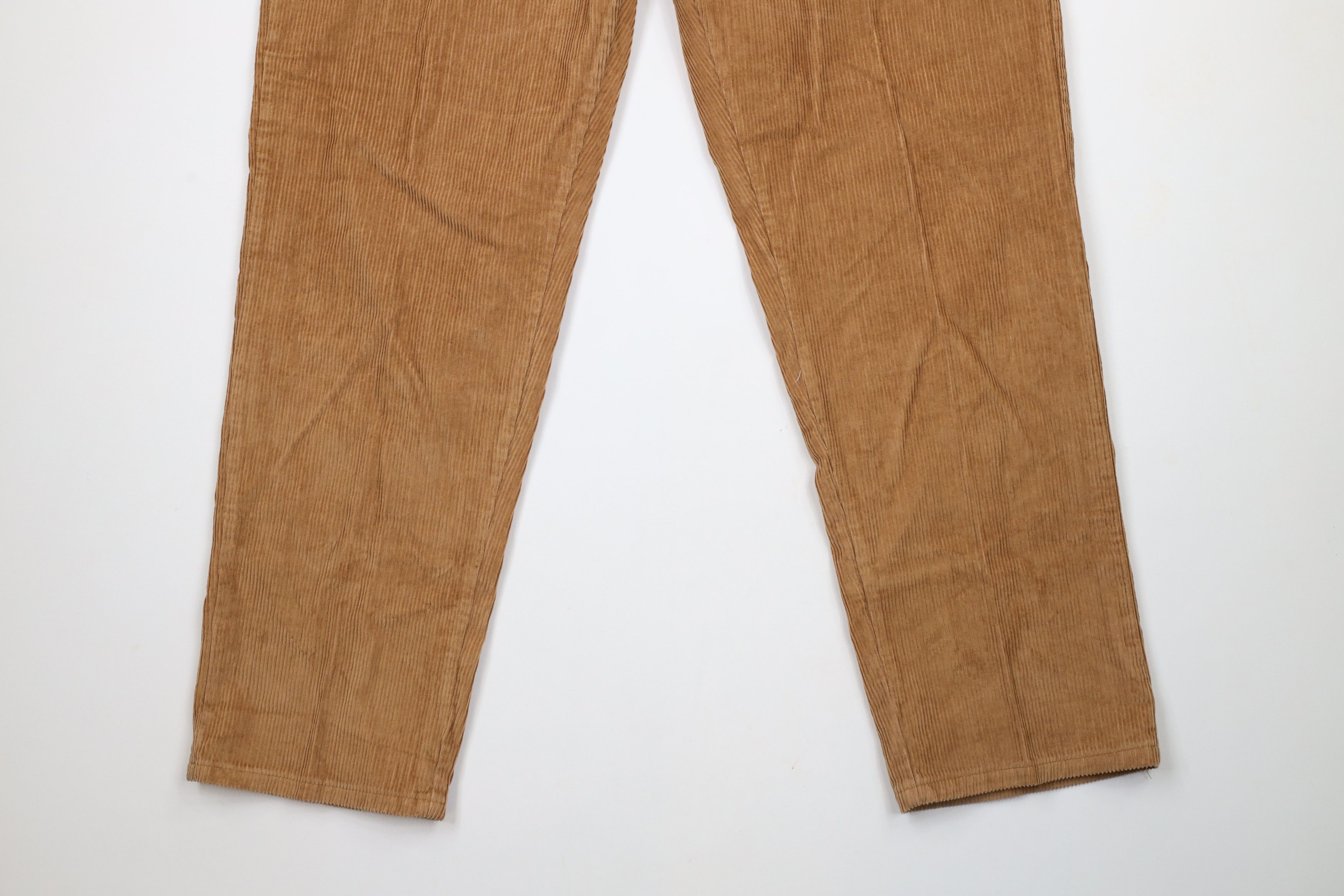 Vintage × Woolrich Woolen Mills Vintage 90s Woolrich Tapered Leg Corduroy Chino Pants Brown Size 36" / US 14 / IT 50 - 4 Thumbnail